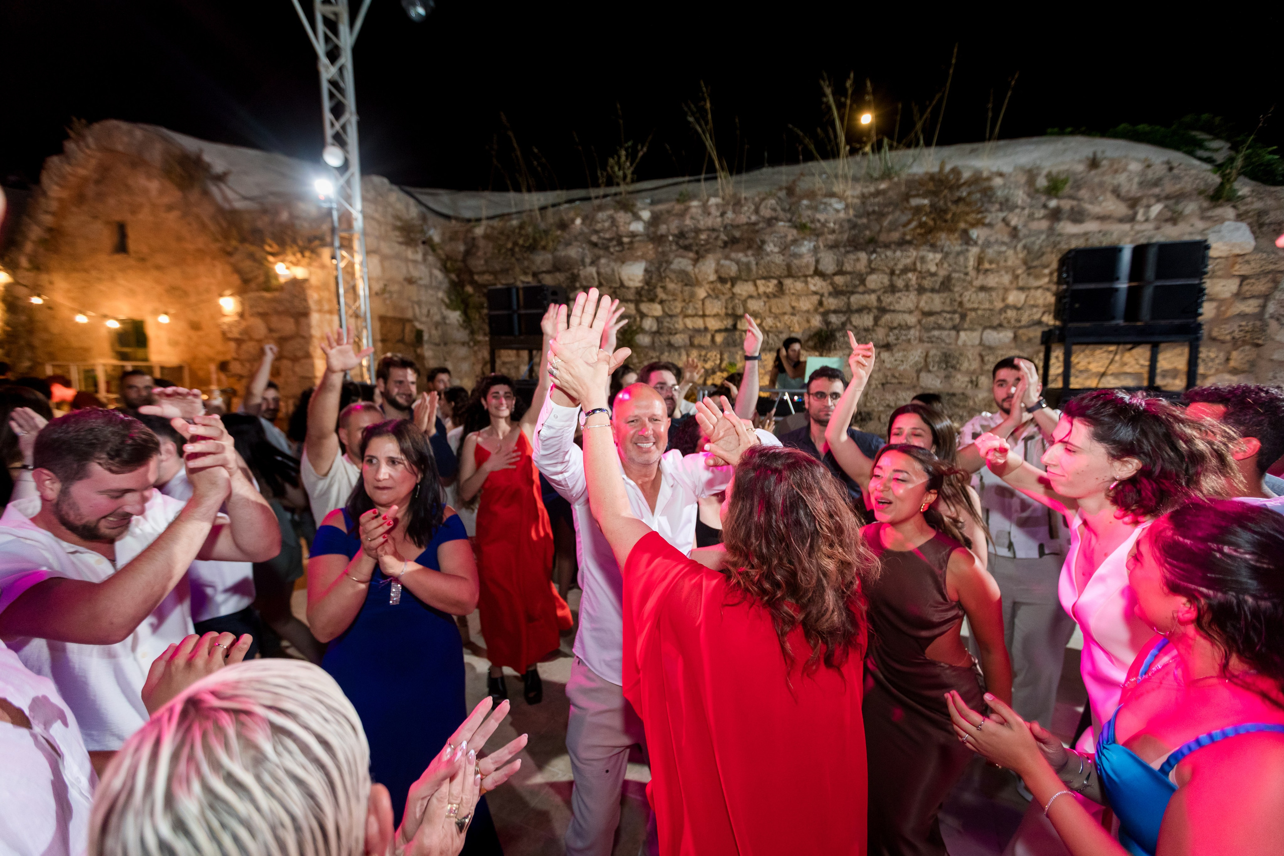 Tamar & Assaf. AMIR BUCHNIK PHOTOGRAPHER