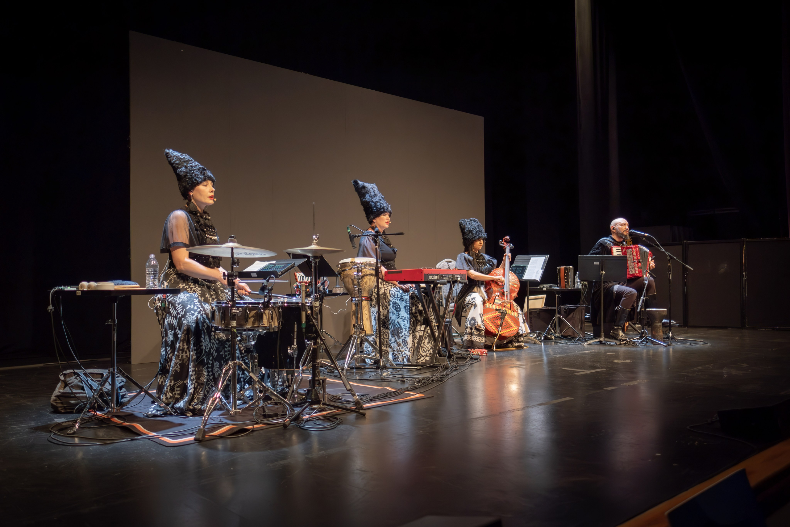 DAKHA BRAKHA. Reportage concert portrait photography in the San Francisco Bay Area