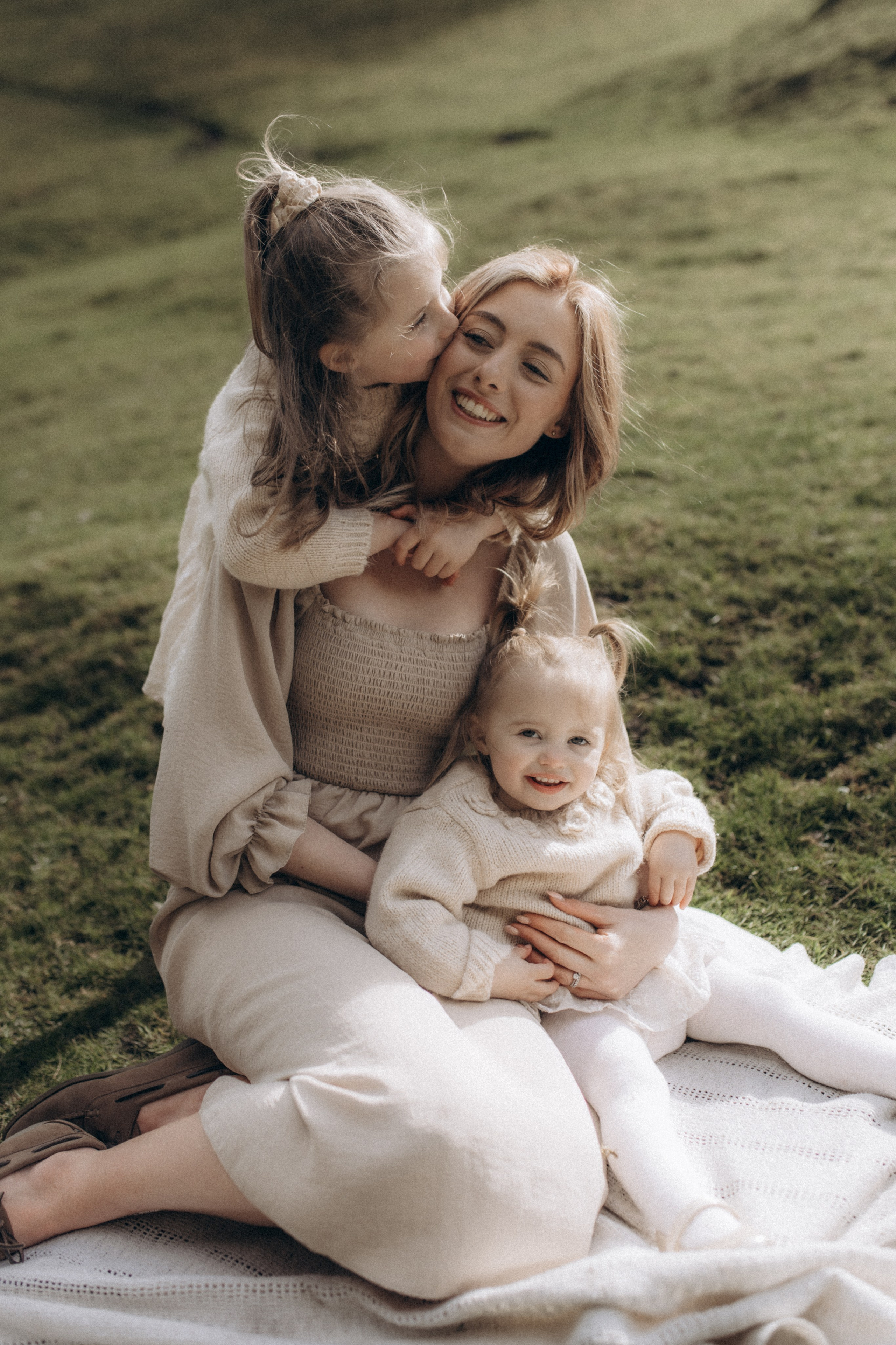 Yorkshire Family Photographer | Natural family Photos. Wedding and Portrait Photographer Evie Moon