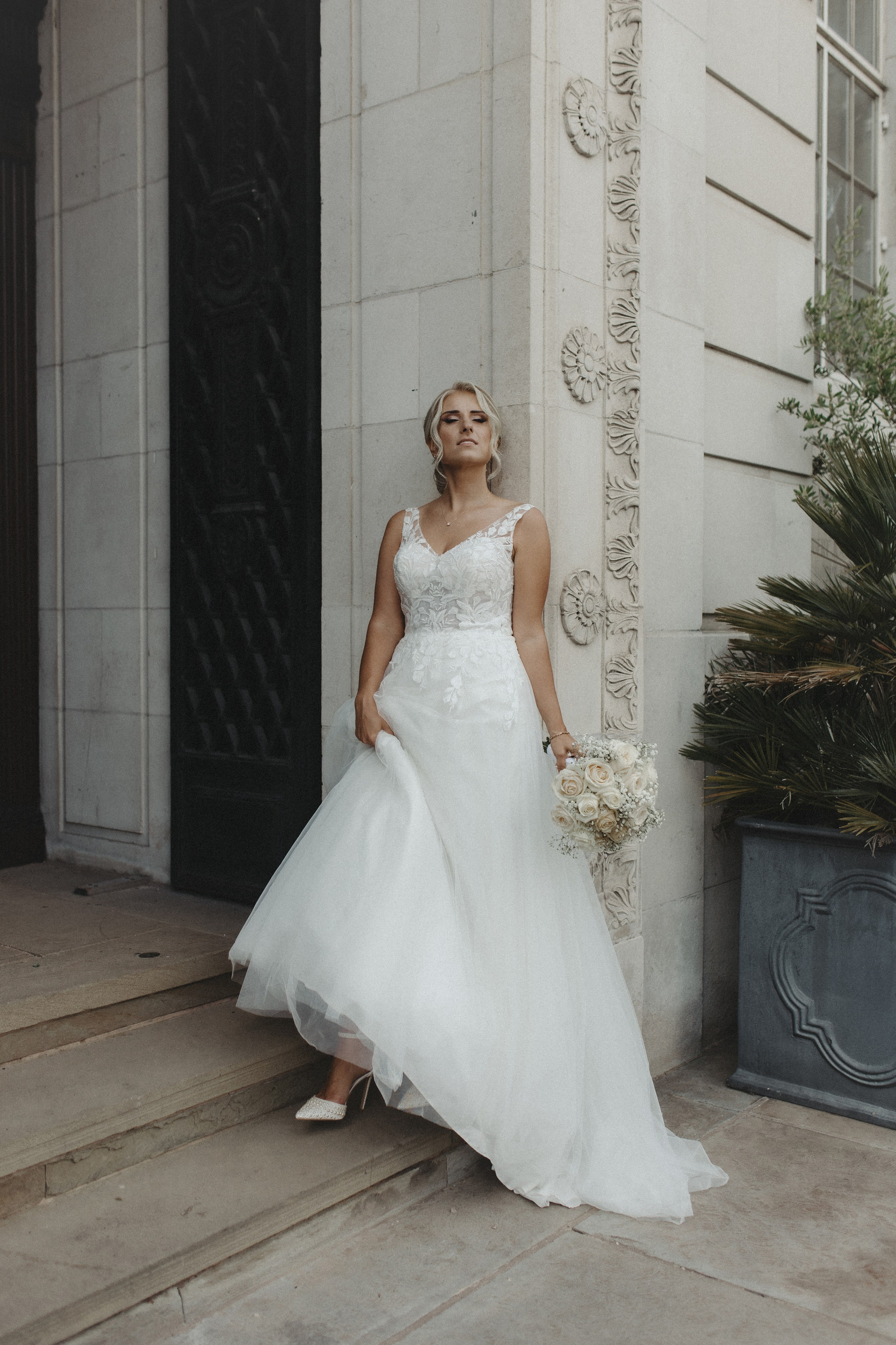 K&V. Wedding and Portrait Photographer Evie Moon