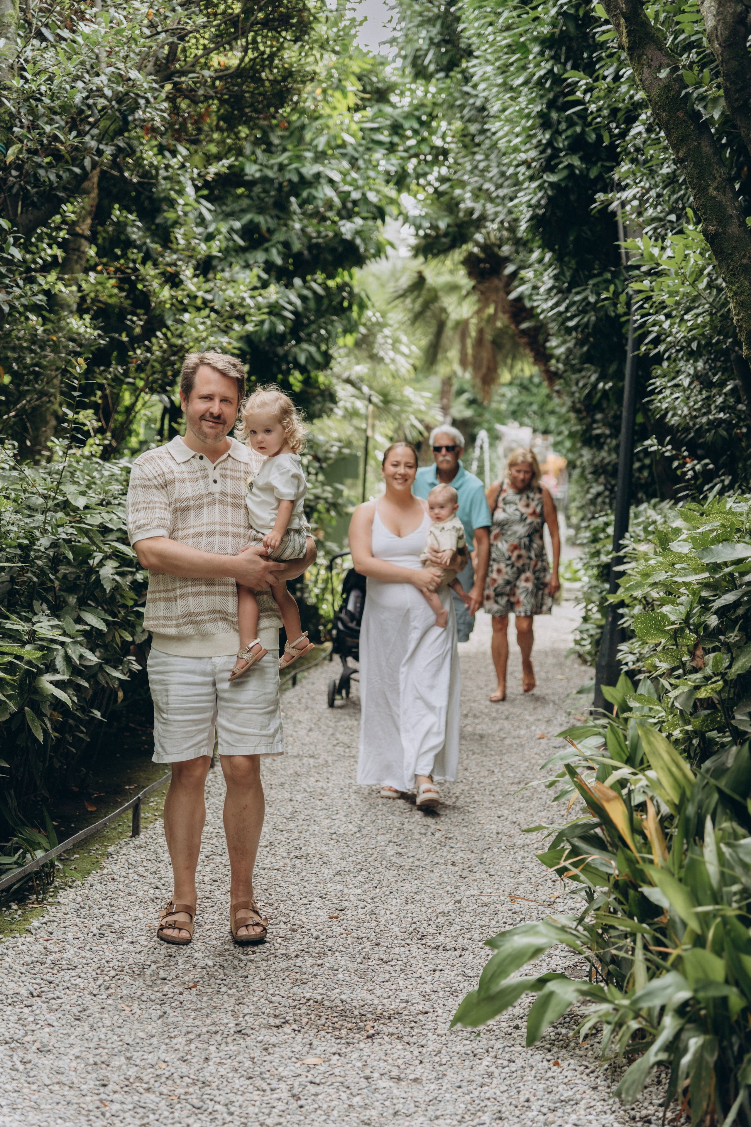 Family moments in Como Lake. PHOTOGRAPHER IN ITALY