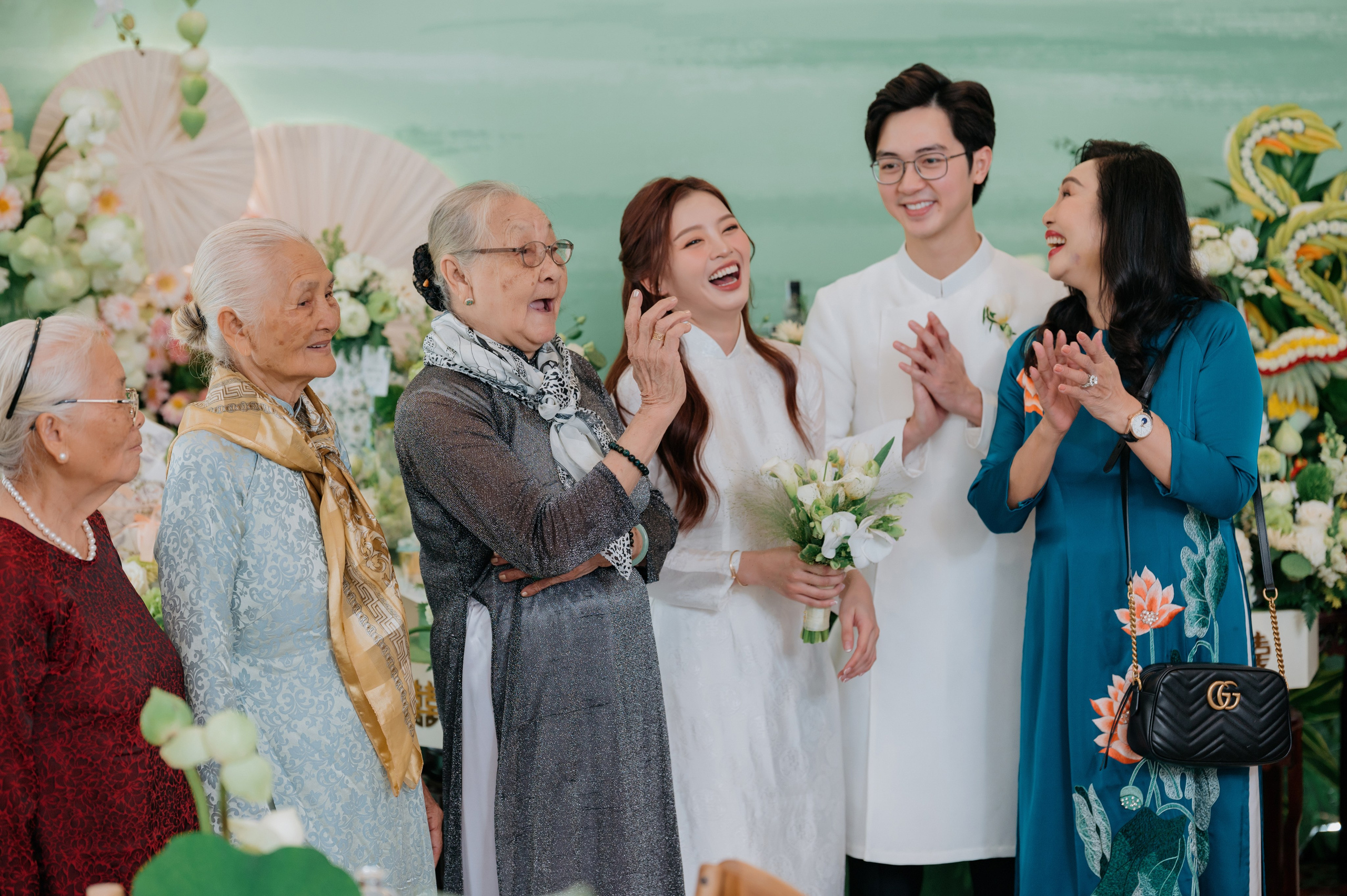TRINH & MINH / Engagement 11.10.2024. Nhiếp ảnh gia đám cưới hàng đầu tại Thành Phố Hồ Chí Minh