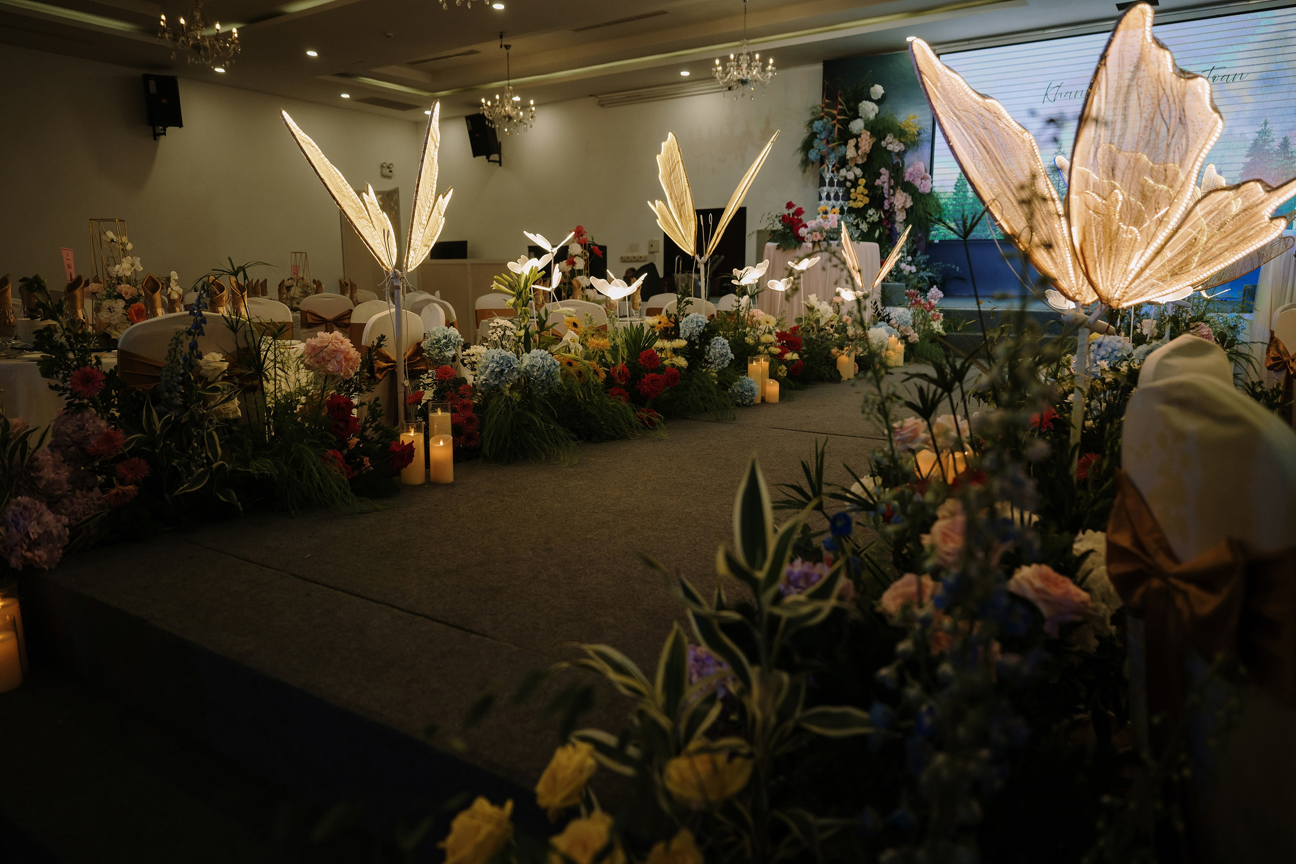 TOAN & VY / Wedding Journalism. Saigon Wedding Present | Art Beyond Moments