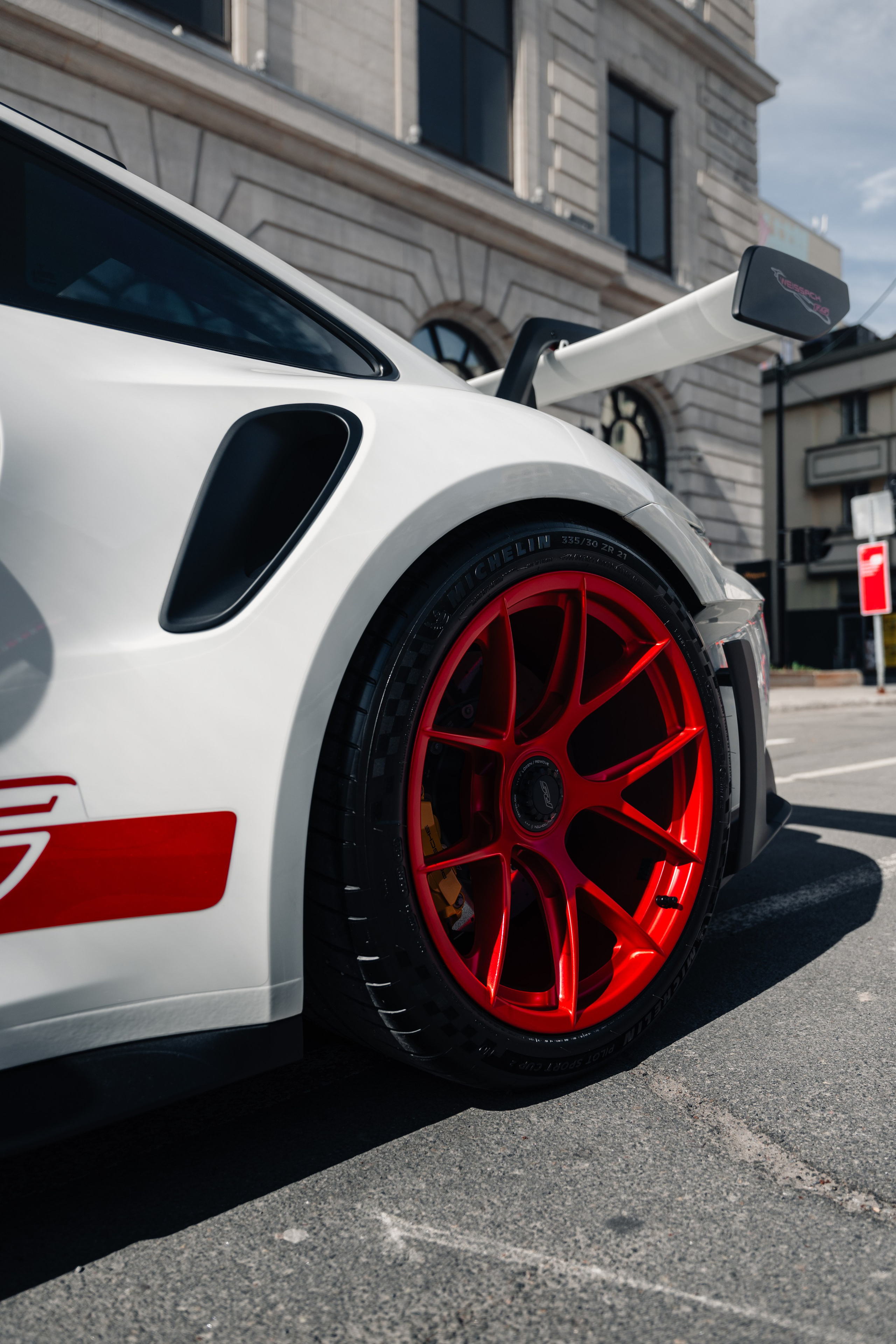 Porsche 992 GT3RS. Photographer in Paris — Vitalii Motruk