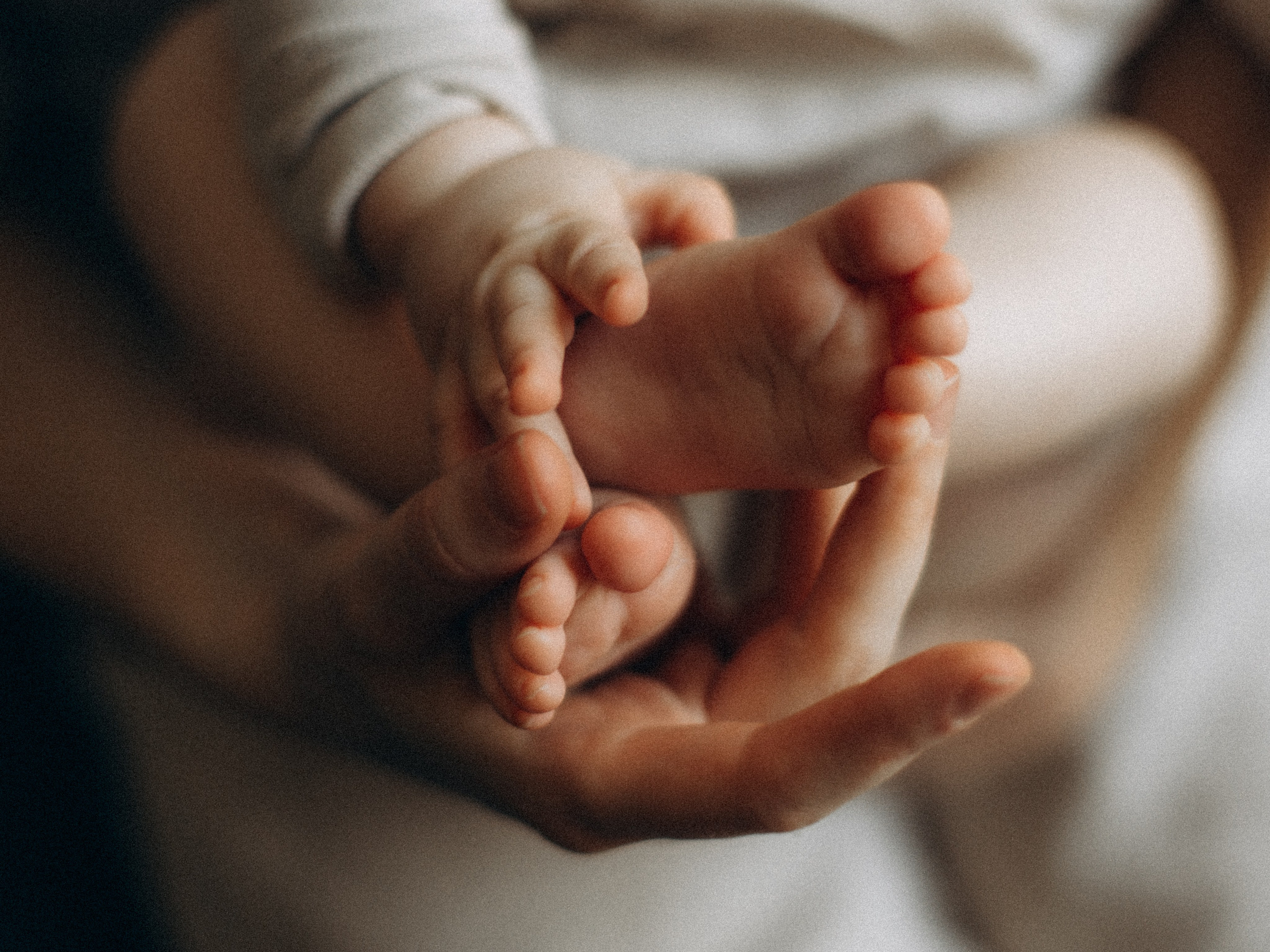 Mariia & Emma. Kristina, portrait and family photographer in Helsinki