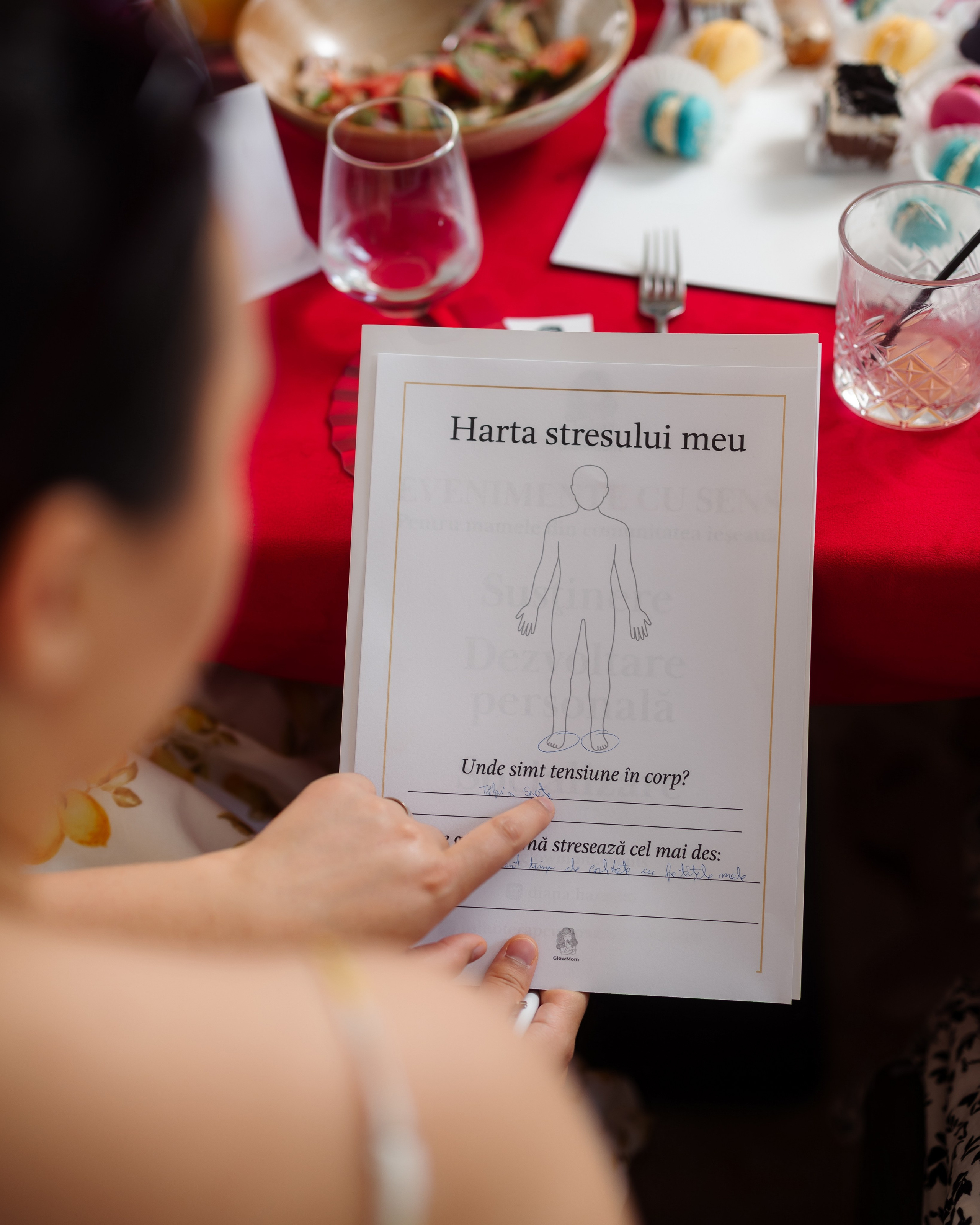 Glow Mom 2. Marius Ciocan