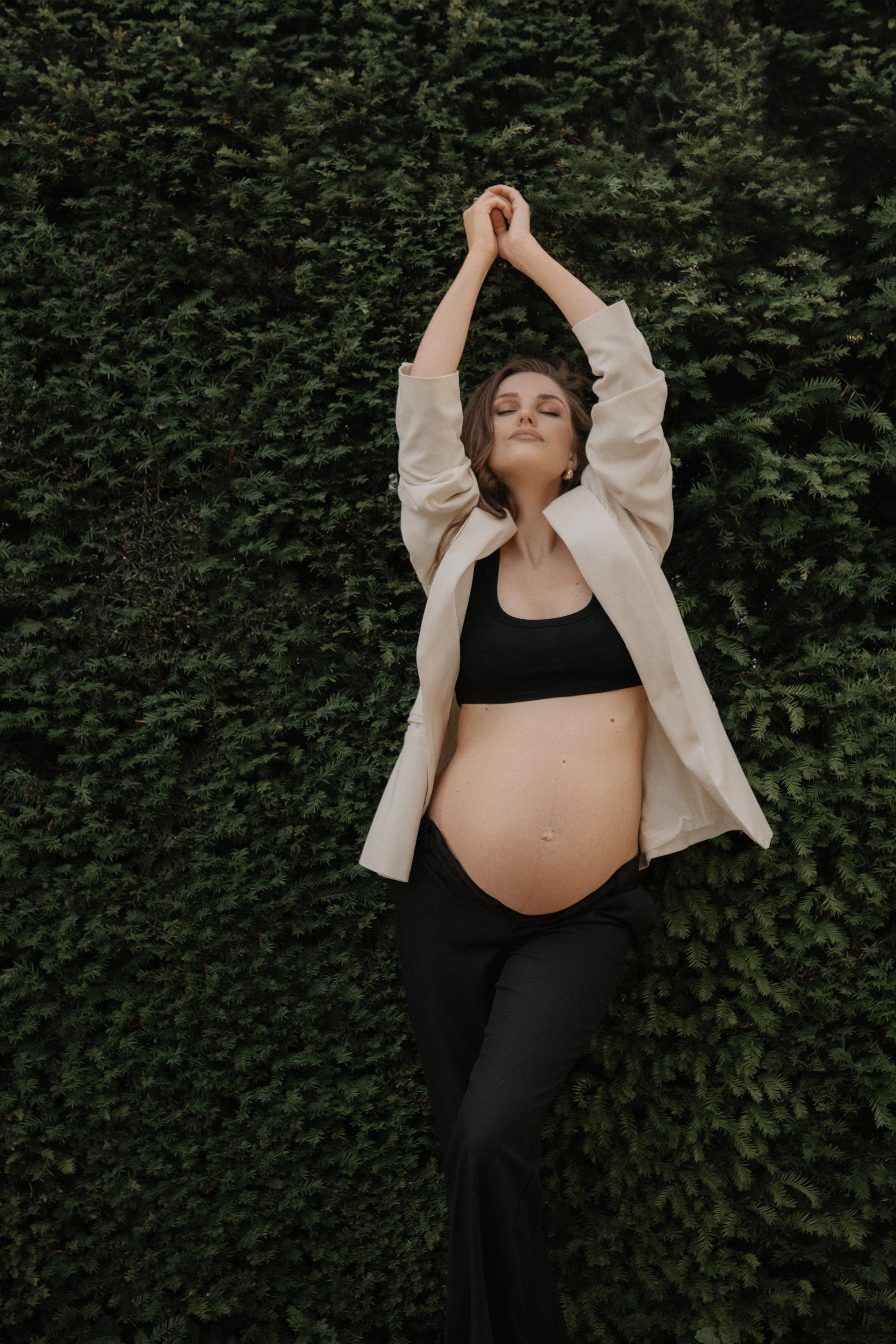 Frederika in Volksgarten. Photographer in Vienna Ksenia Kogler