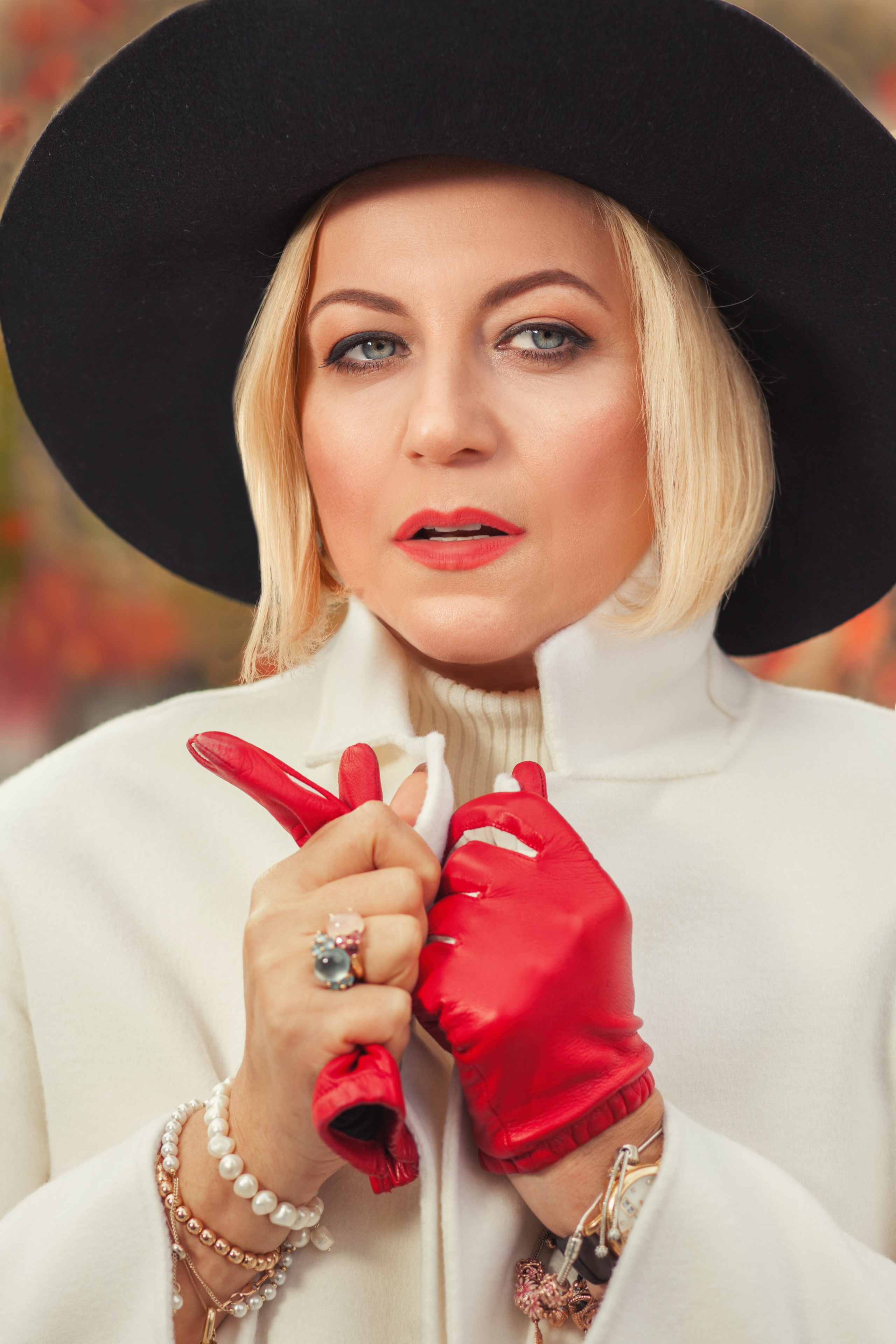 Portraits. Photographer Anya Goldenberg. Works in Reading and surrounding areas