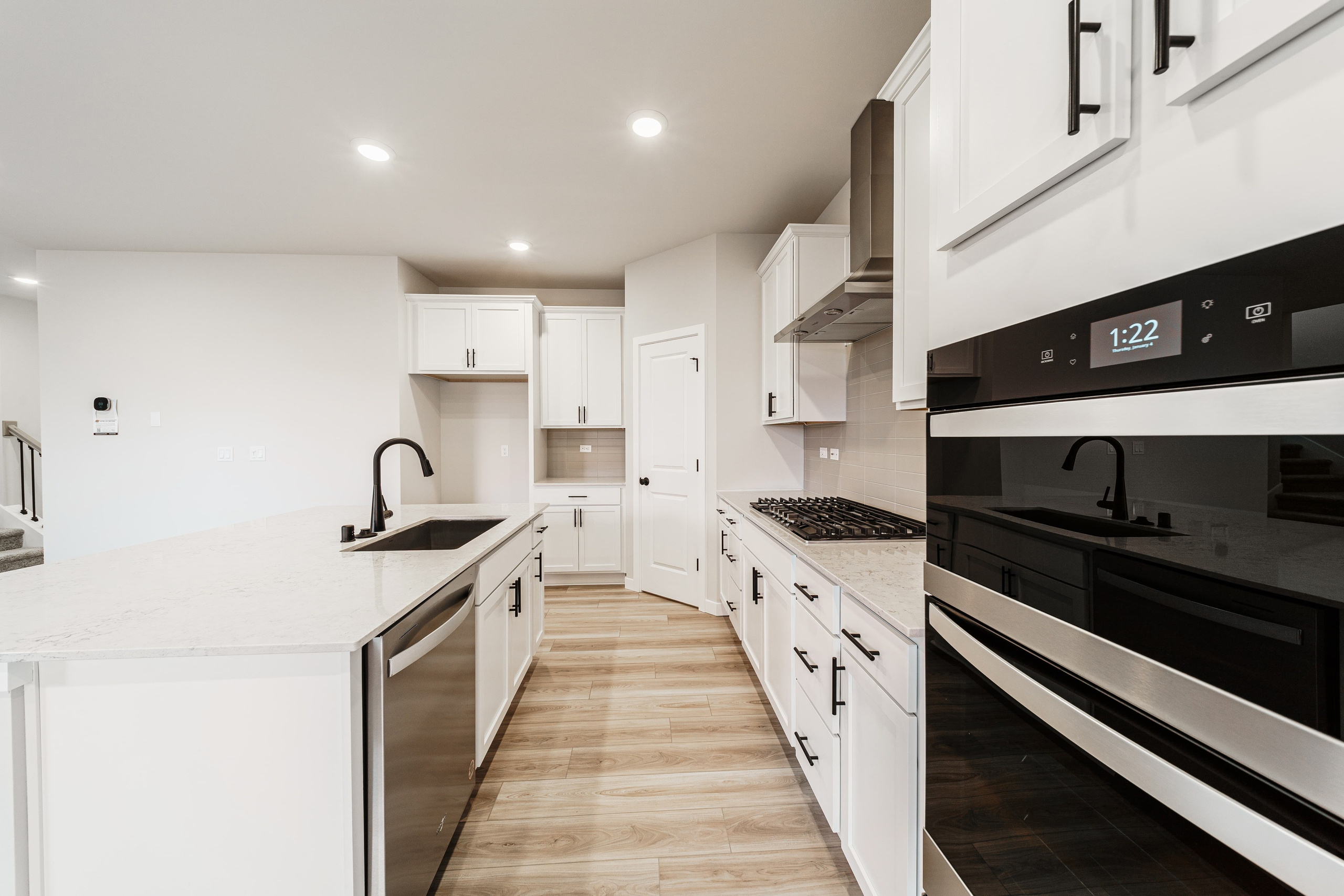 Real Estate photography. Washington state. EVAN ARISTOV WEDDING PHOTOGRAPHY — Seattle Wedding Photographer