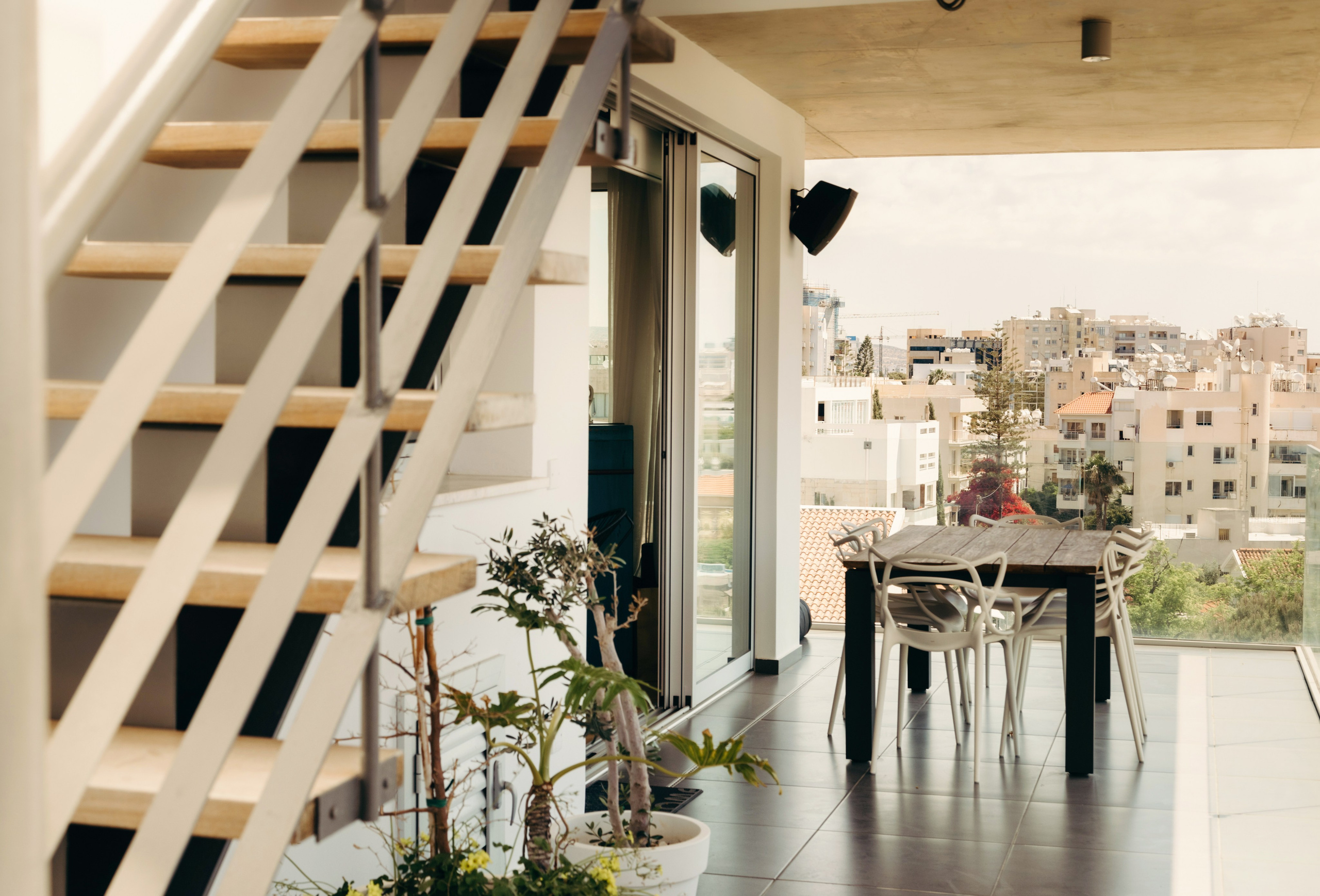 LIVIN RESIDENCE. Family and business portrait’s photographer in Cyprus