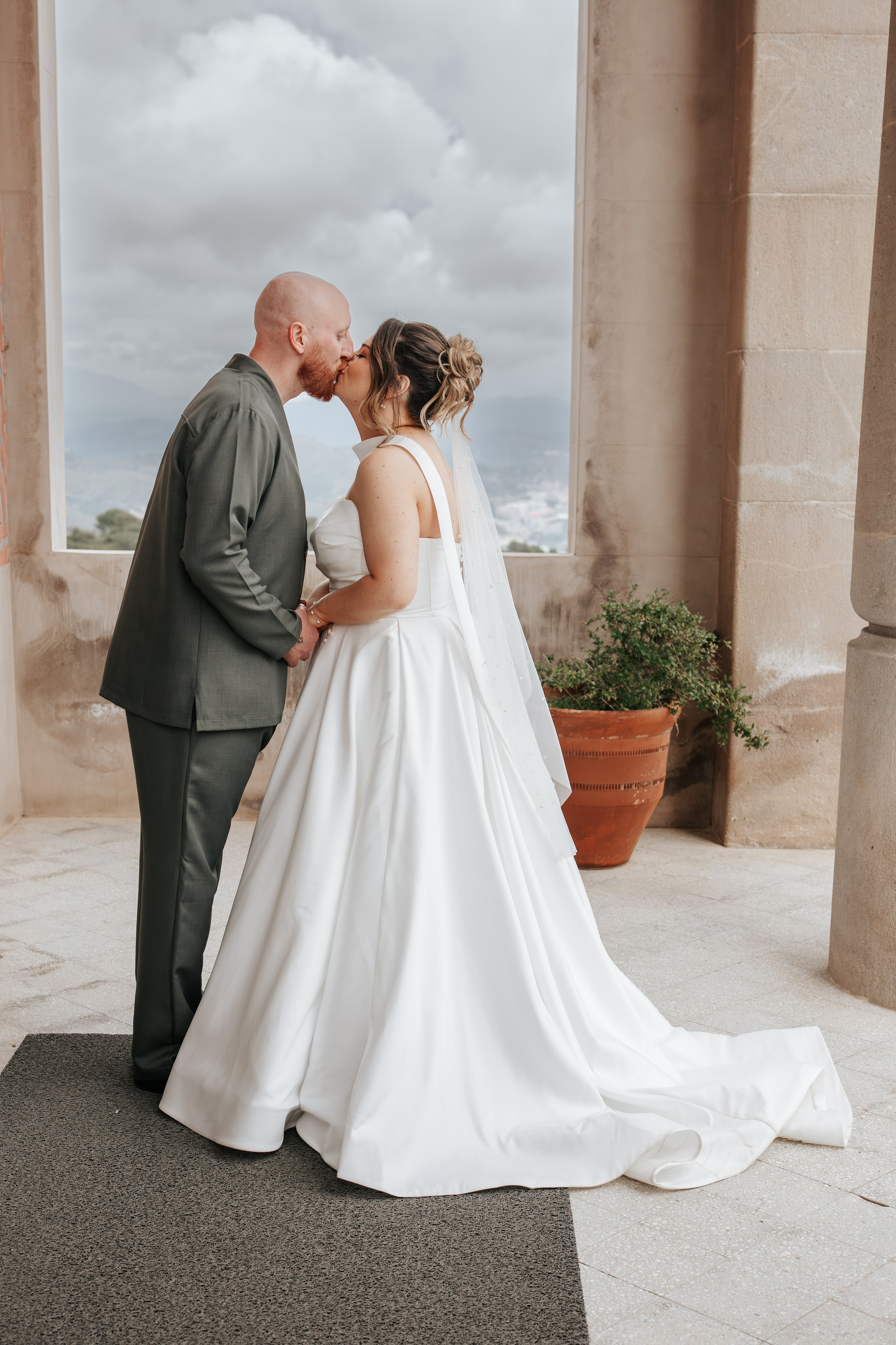 Sophie & Corey, 02/05/2026, Observatorio de Fabra, Barcelona. Fotógrafa de bodas en Girona, Costa Brava | Wedding Photographer Evgenia Gruntovaya