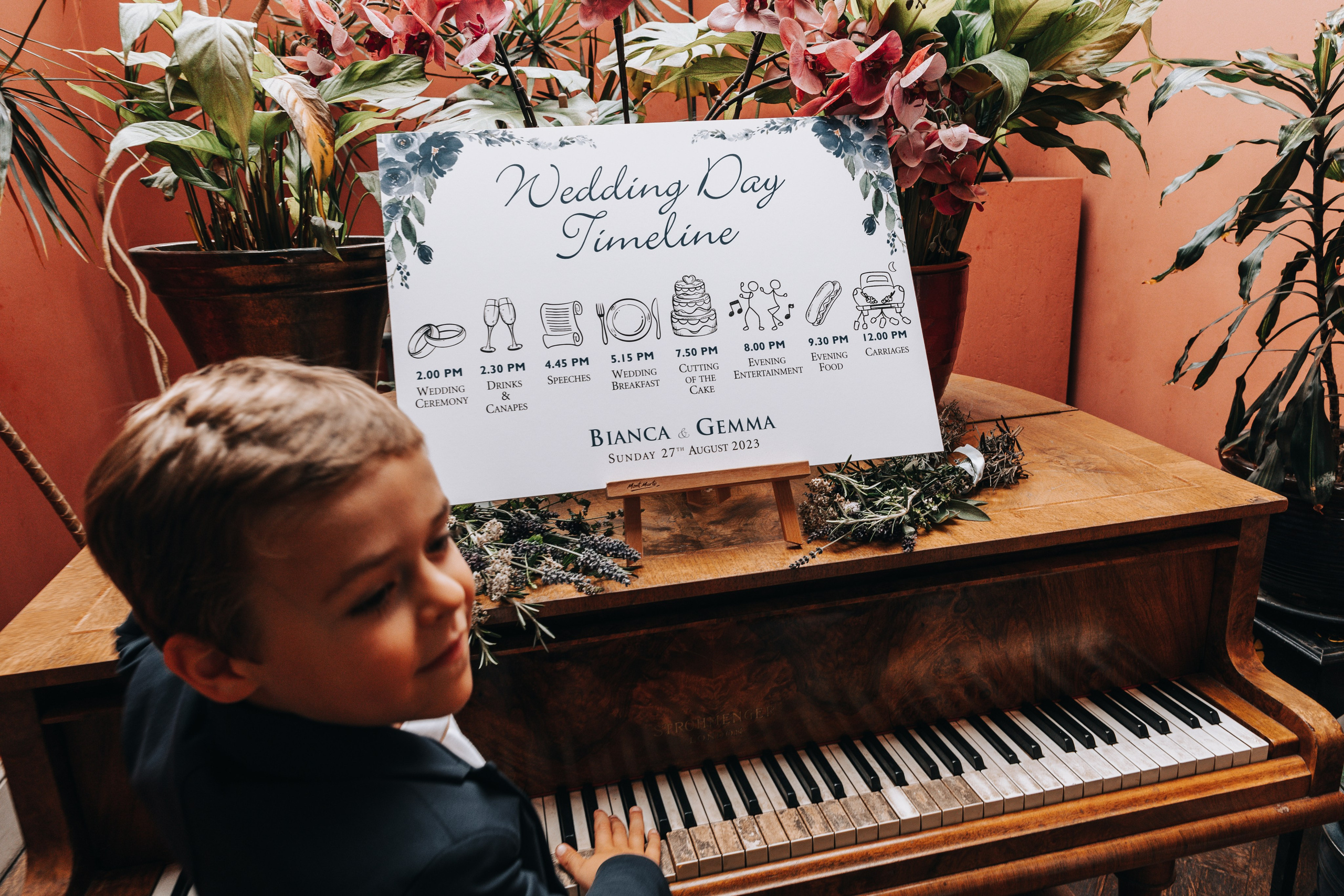 GEMMA + BIANCA. Main