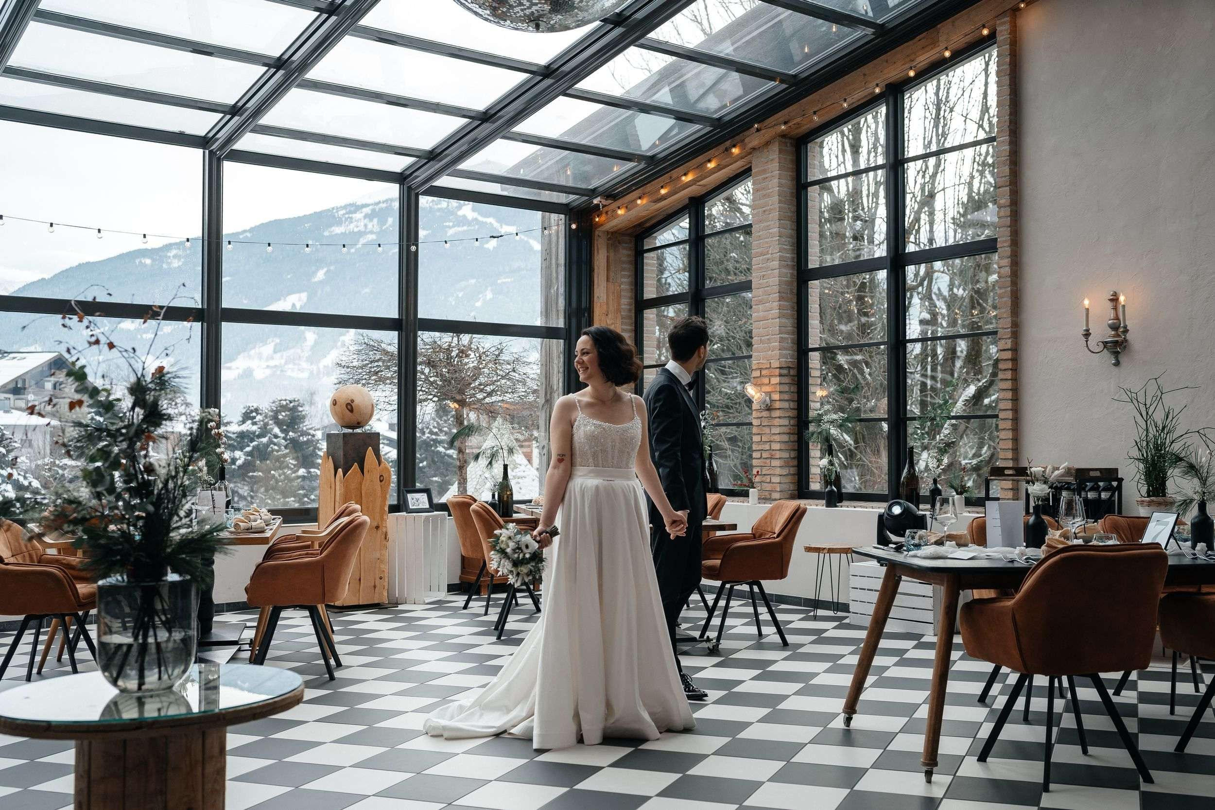 Winter Wedding Film in Bad Hofgastein — Hotel Sendlhofer’s, Austrian Alps. Wedding photographer & videographer in Germany and Frankfurt | Denis Mirosnik