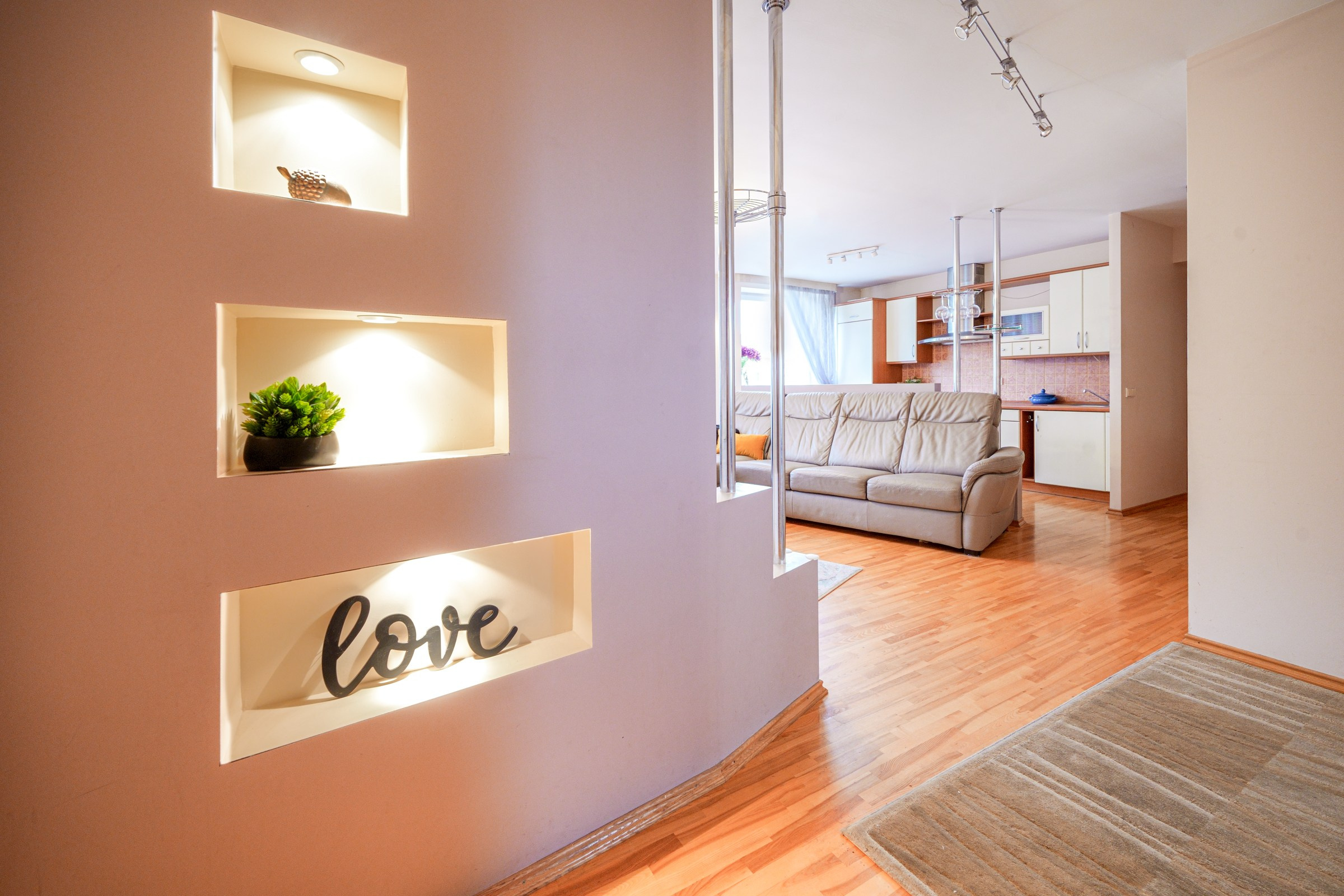 2--jų kambarių butas L. Gyros 80, Vilnius. Elina Sapiega fotografė Vilniuje