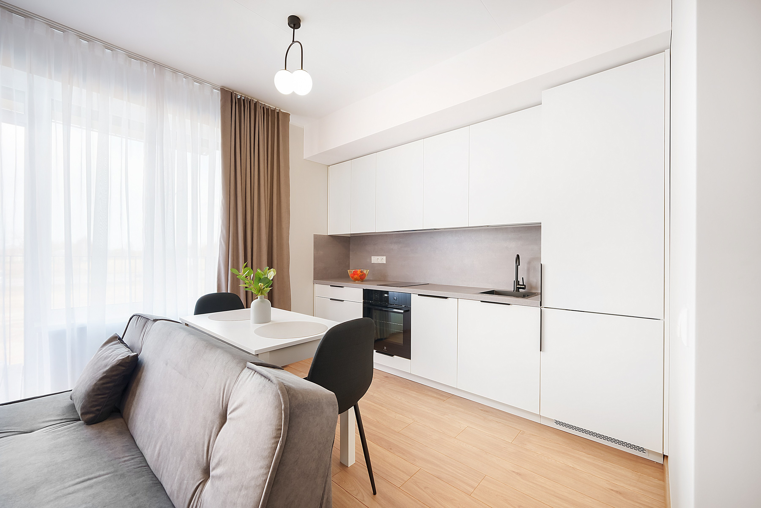 Edinburgo g. 9. Elina Sapiega fotografė Vilniuje