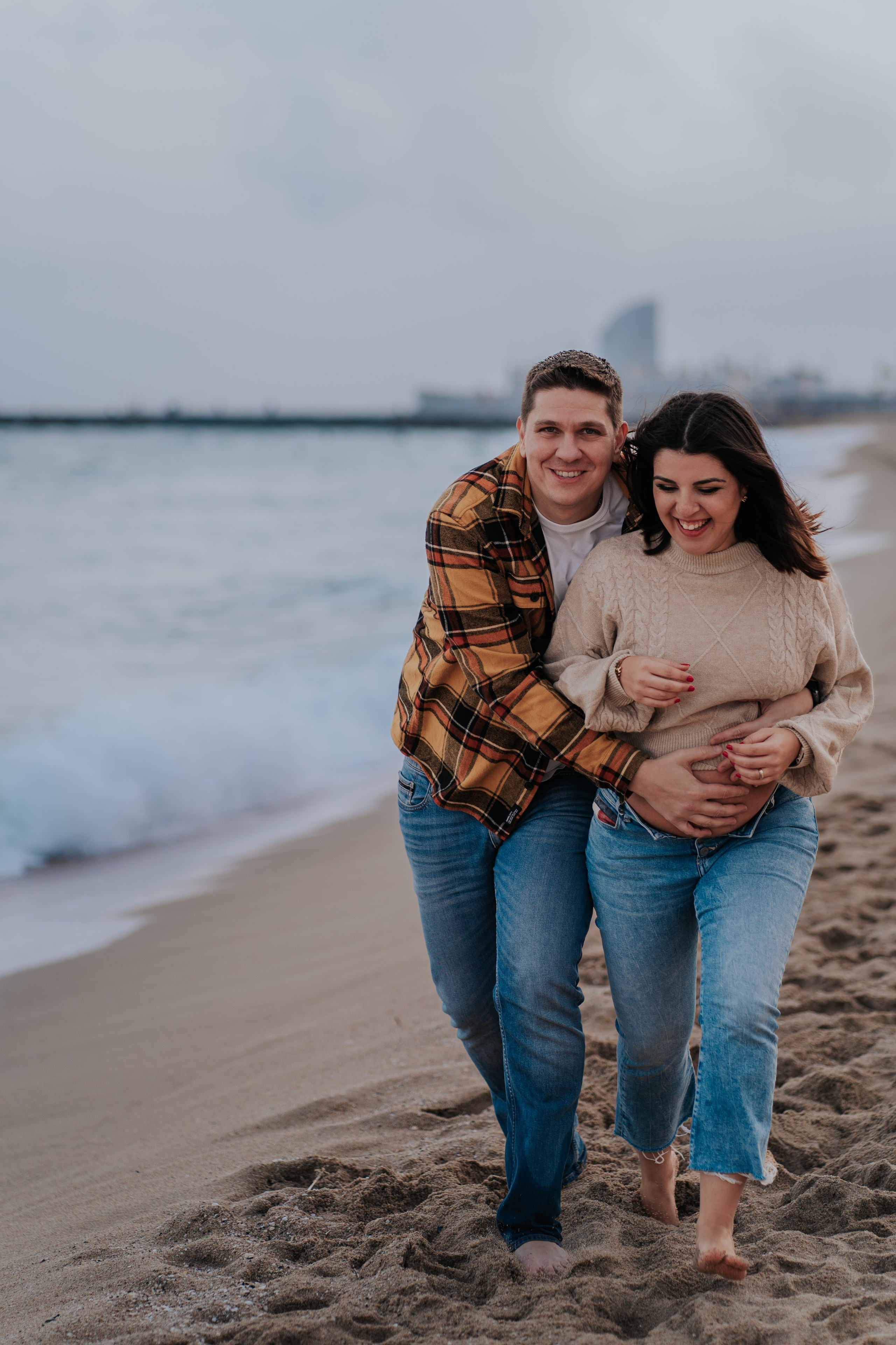 Maternity Barcelona. DiaFoto — Wow Photographer in Barcelona | Premium Barcelona Photoshoot Experience