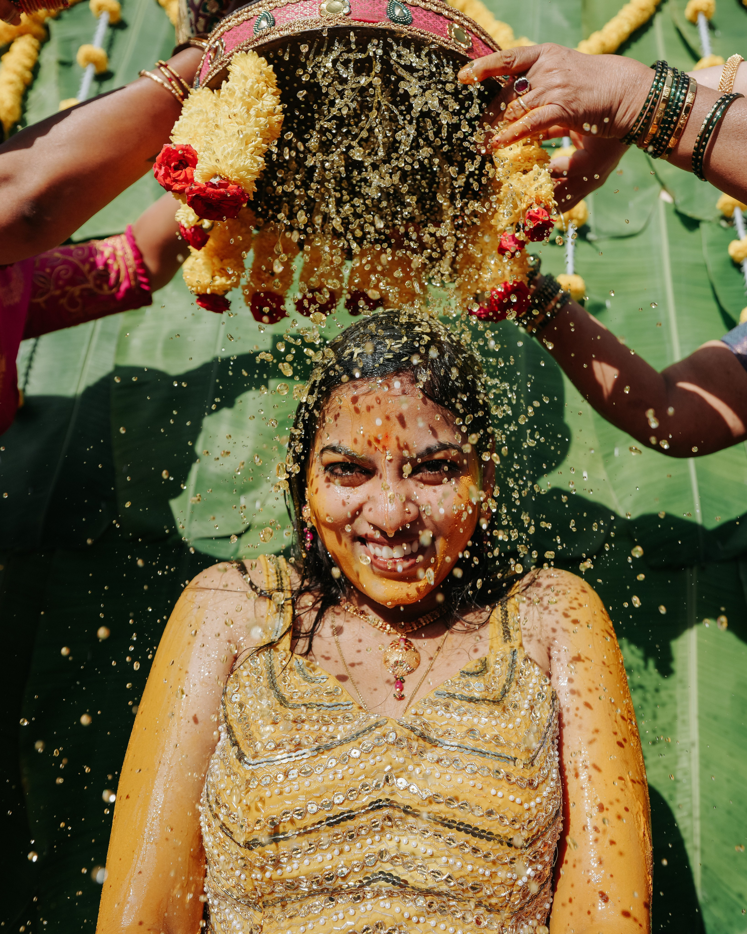 HALDI & MEHANDI. Wedding photographer Stalen Robert
