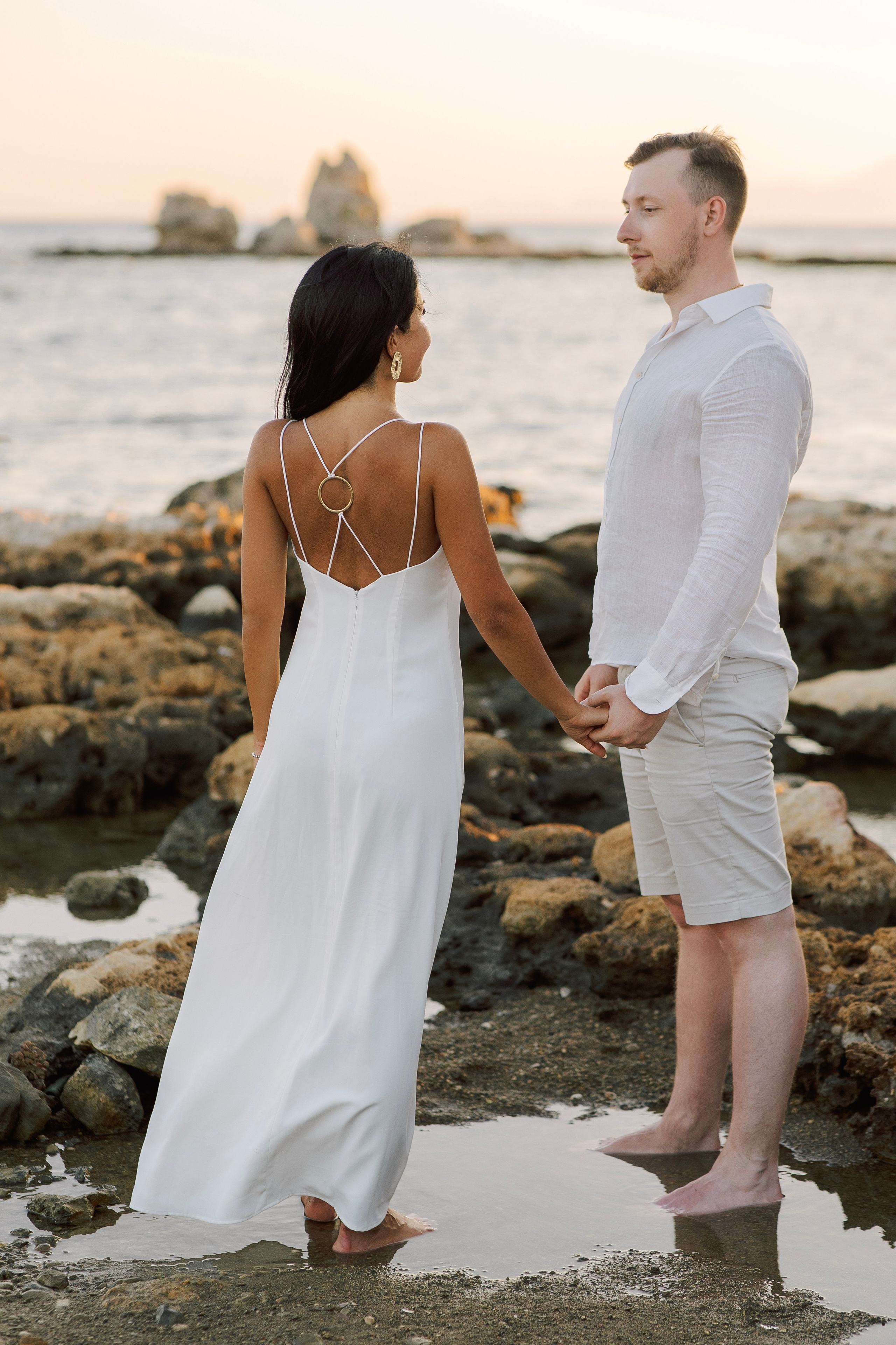 Aesthetic Couple Photoshoot Side Beach | Sunset Vibes. Professional Photographer in Alanya, Side, Belek, Antalya. Turkiye