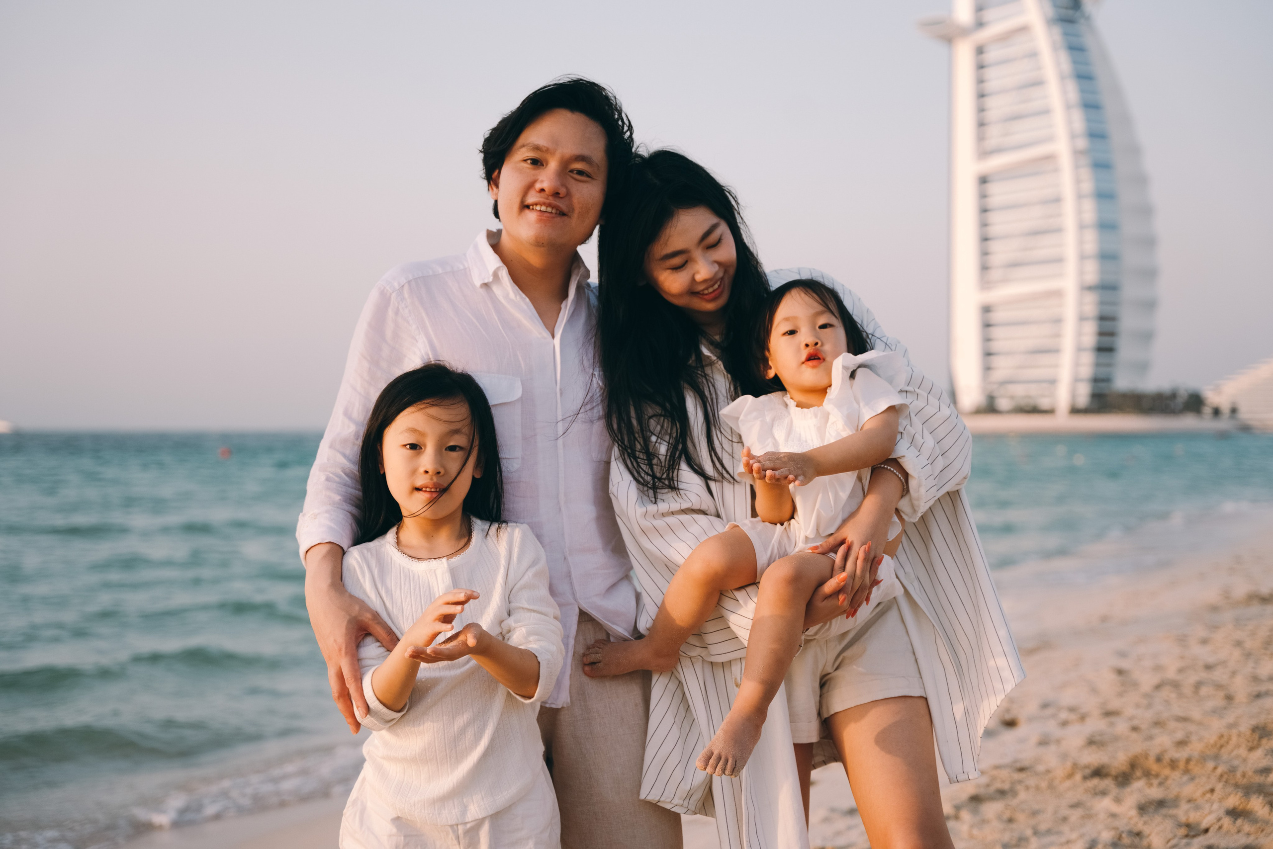 Wavy beach day. Angela Iakovleva — Family Photographer in Dubai