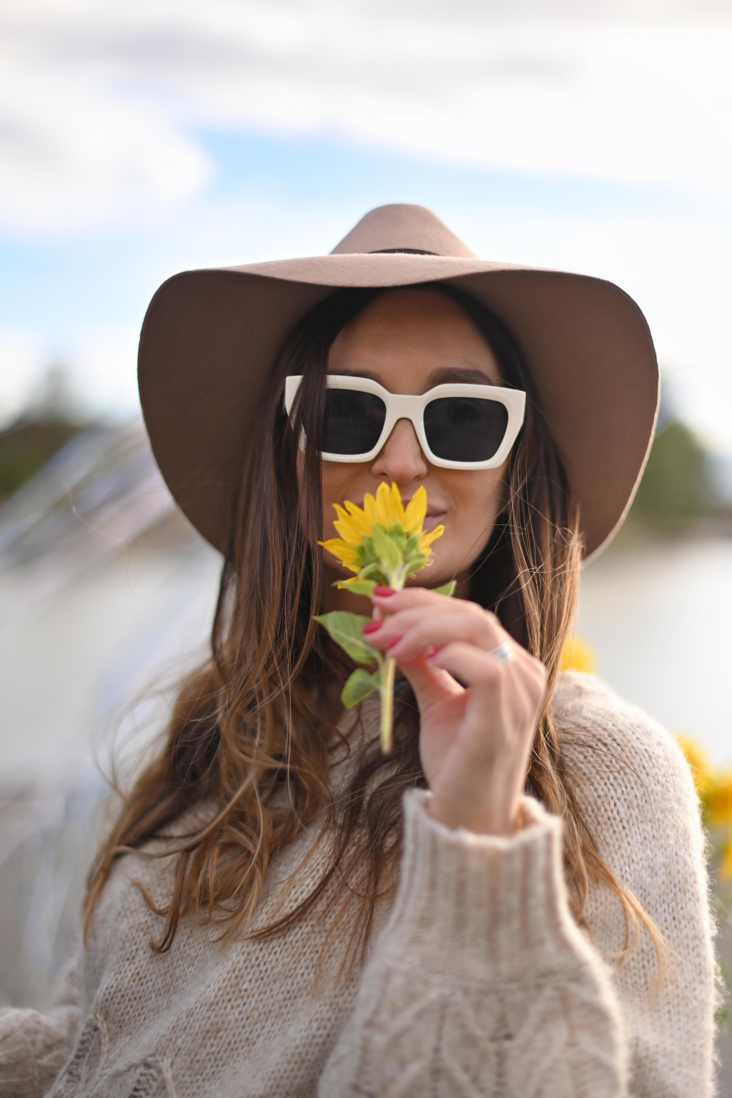 Семейная фотосессия с катером и ужином. Детский и семейный фотограф в финляндии дина пулкка. контент фотограф