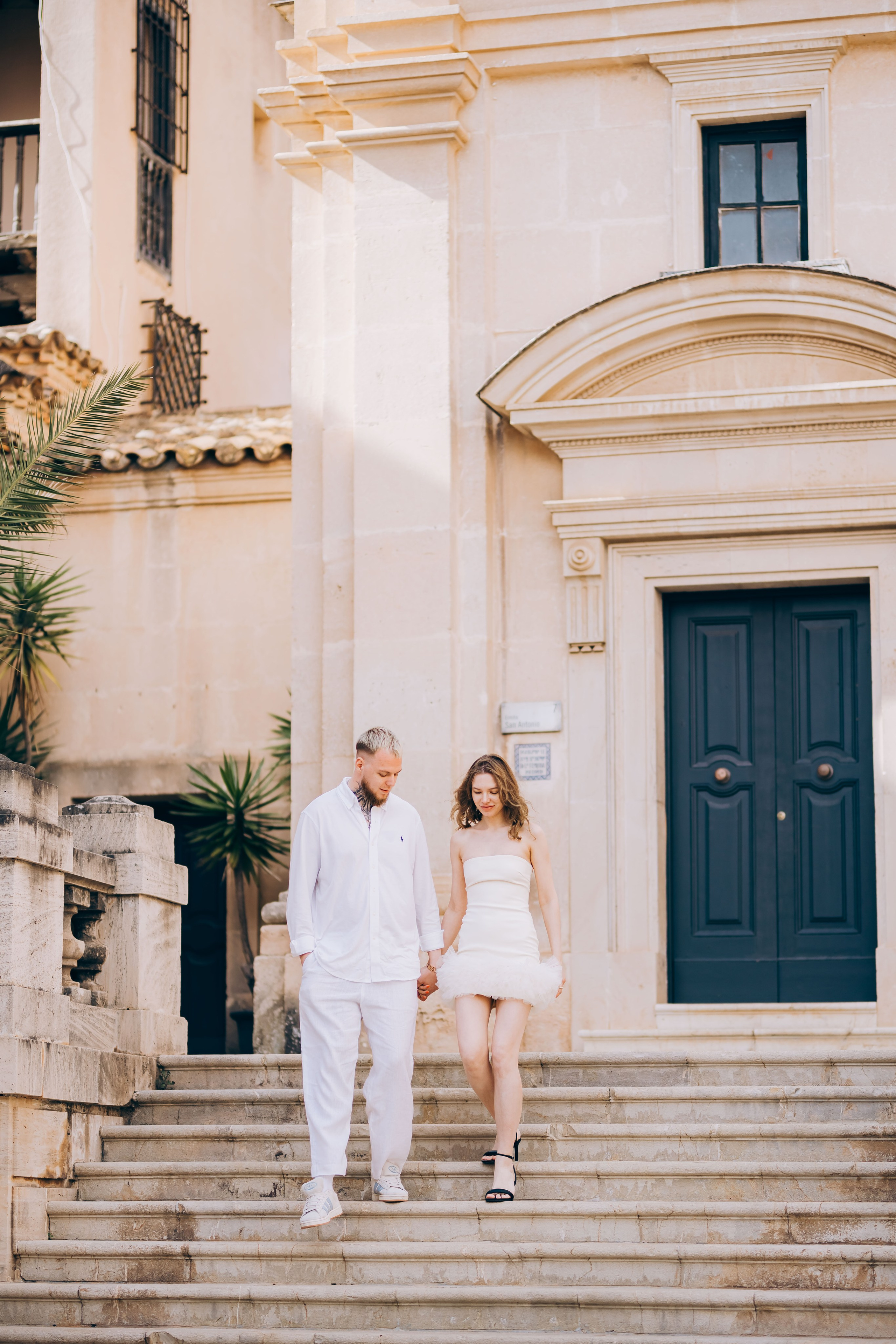 Romantic Couple Session — Mallorca Old Town. Фотограф у Пальма де Майорка