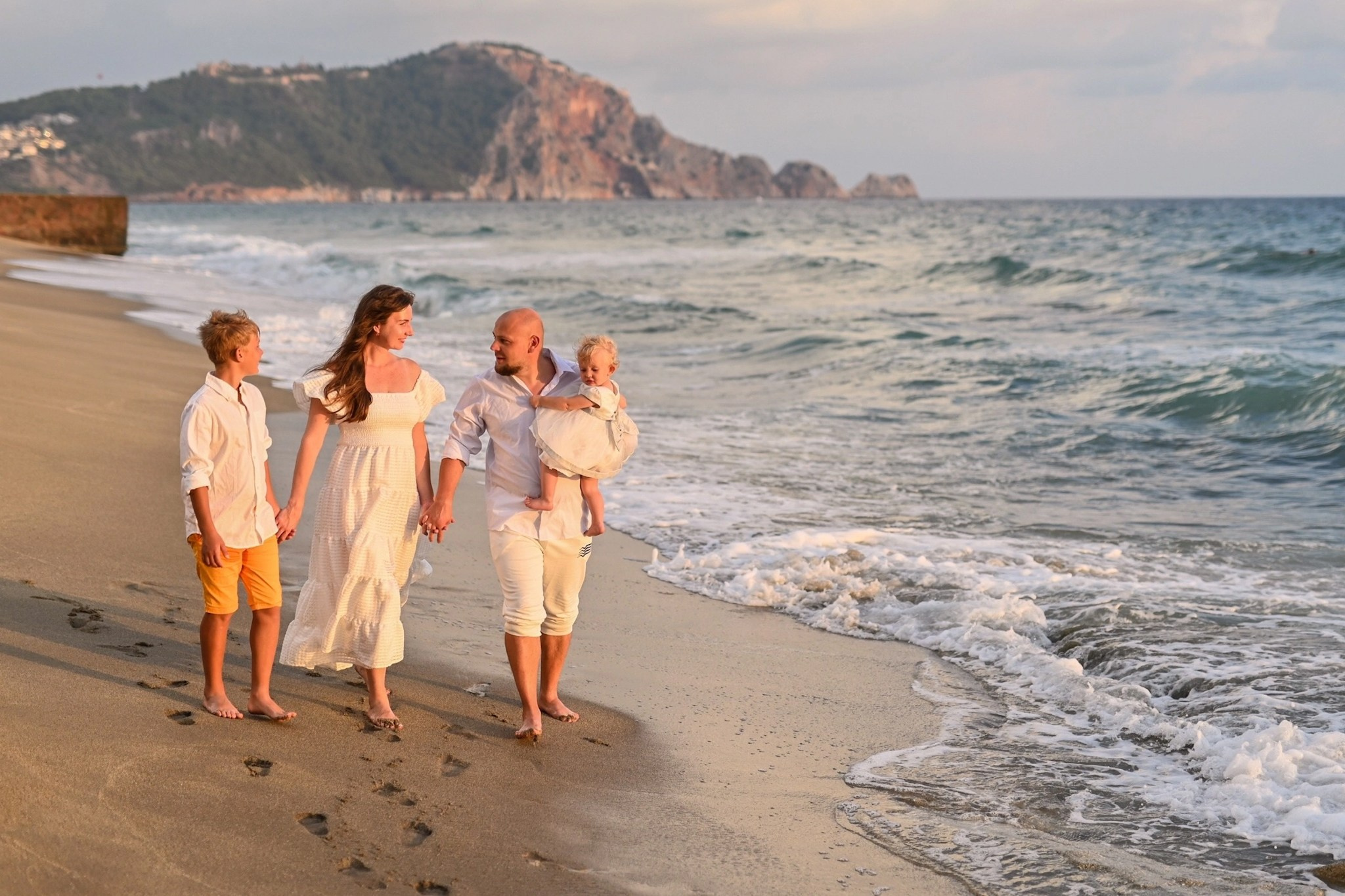 Семейная съемка на пляже Клеопатра. Photographer in Alanya, Side, Manavgat. Türkiye