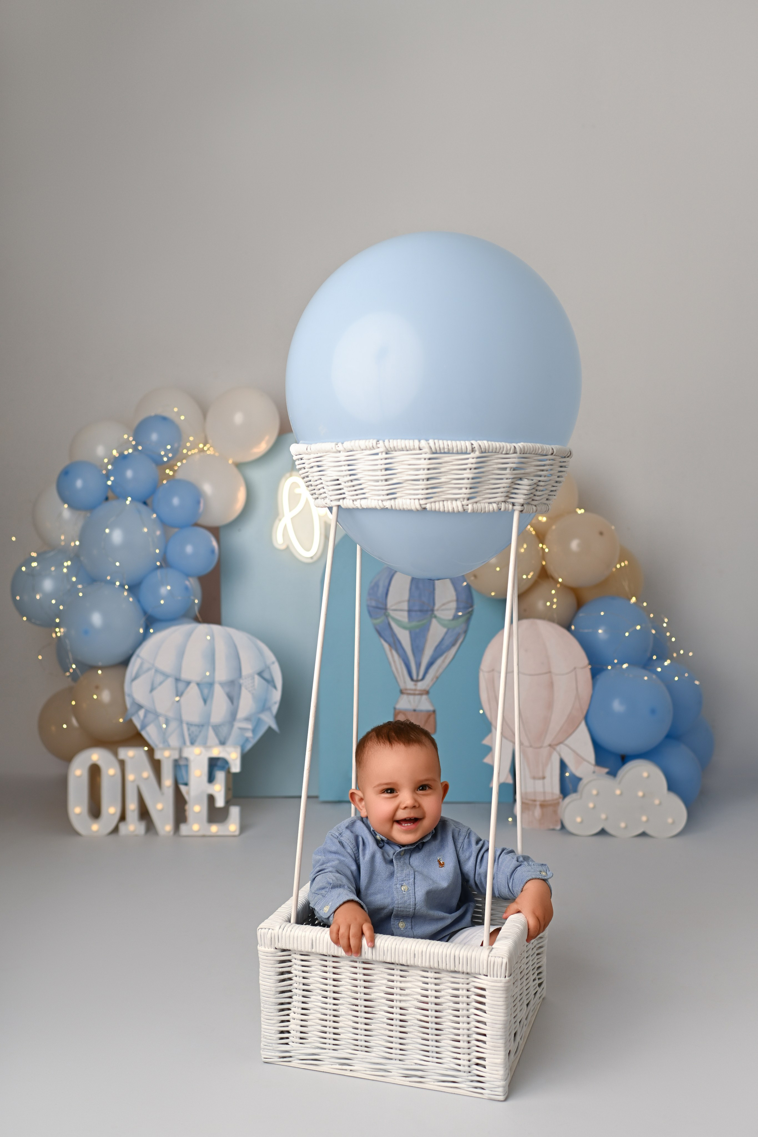 Cake Smash Fotoshooting zum ersten, zweiten Geburtstag. Neugeborene, Baby Fotografin in Düren (NRW) - Vitalina Unruh