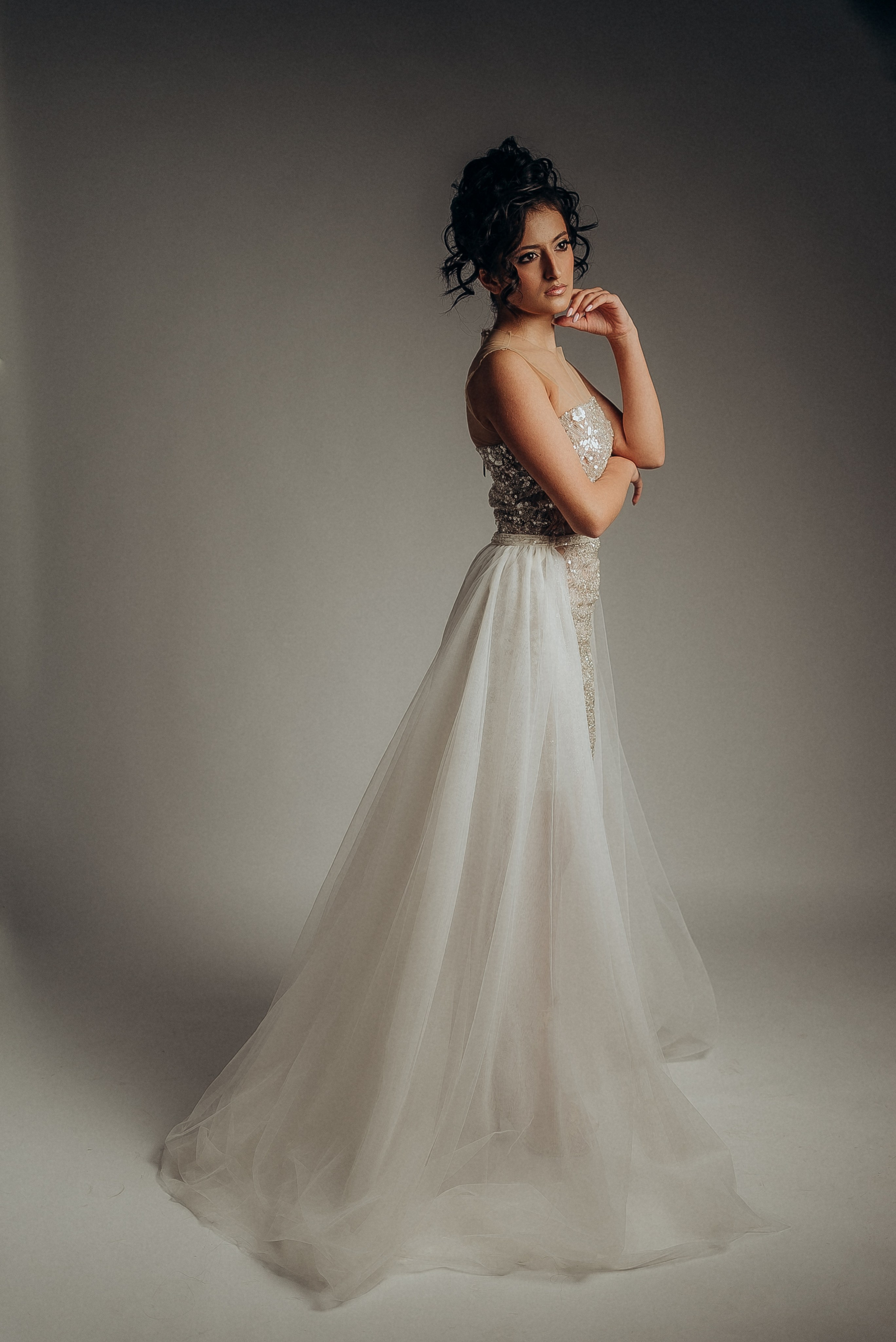 Съемка невесты в студии и ночью | Bride photography in the studio and at night. Портретный и семейный фотограф в Лимассоле Кипр Анна Руссу