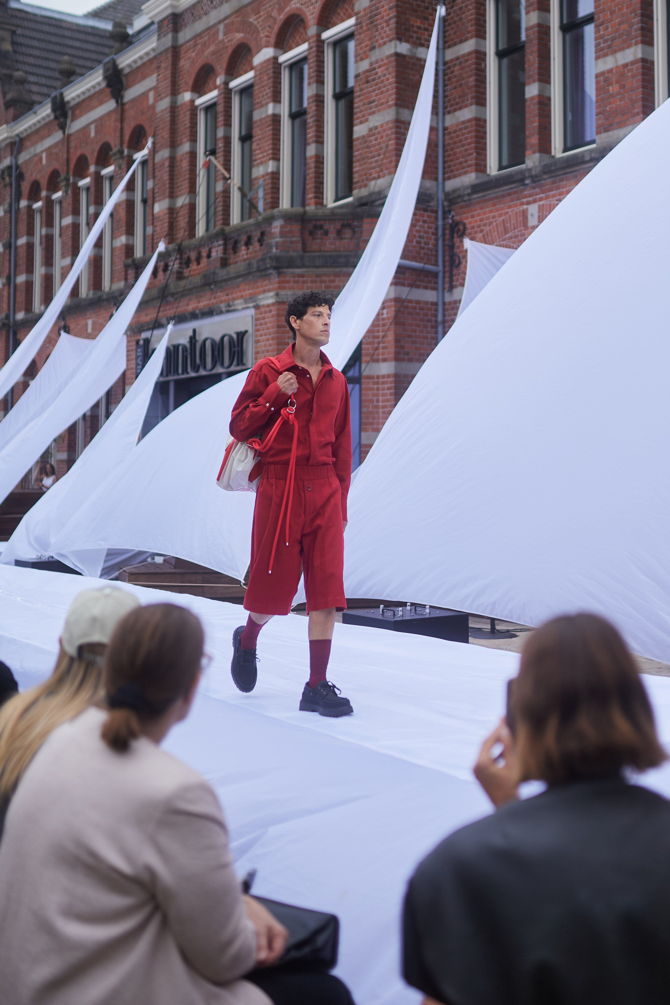 Amsterdam Fashion Week 3.09. Professionele Portret- en Zakelijke Fotograaf in Nederland | Amsterdam, Den Haag, Leiden, Zoetermeer