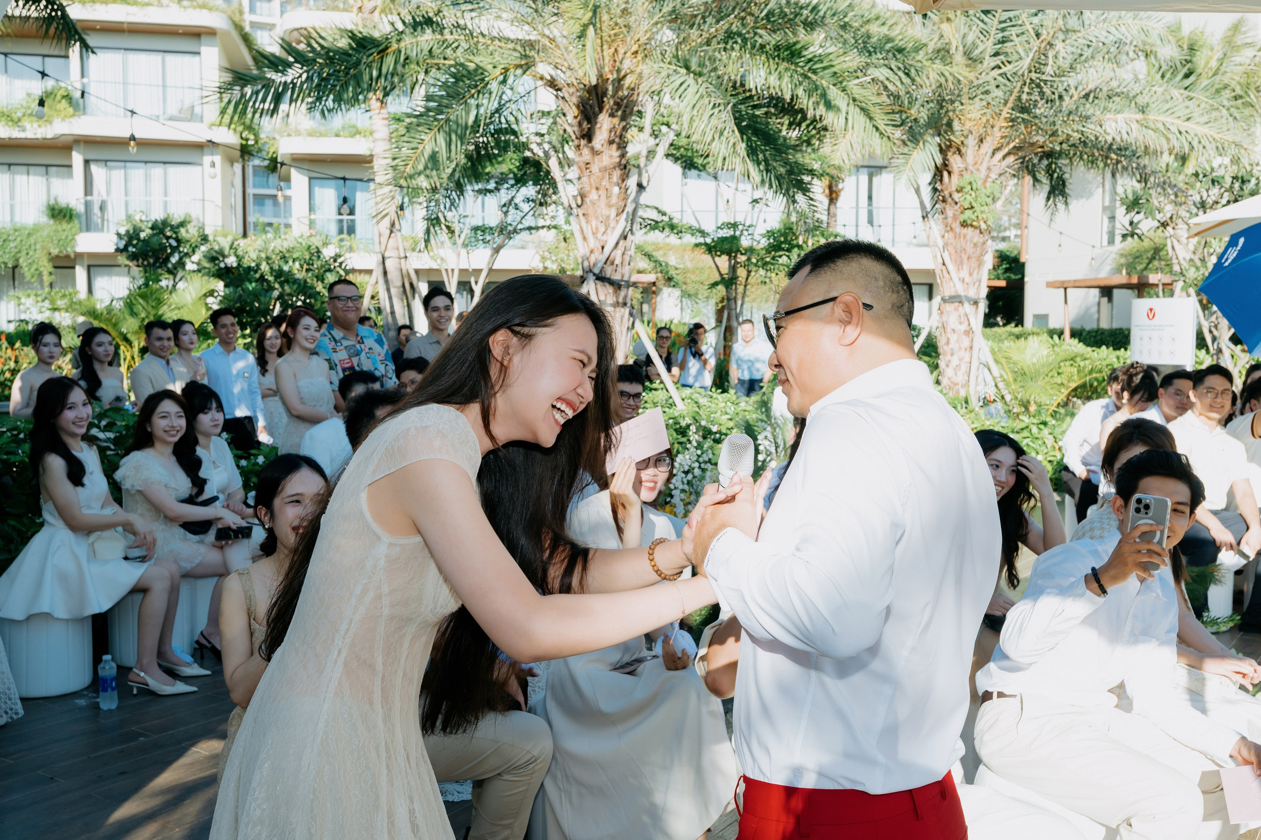 DUC HOANG & HUONG ANH / The Vows. Saigon Wedding Present | Art Beyond Moments