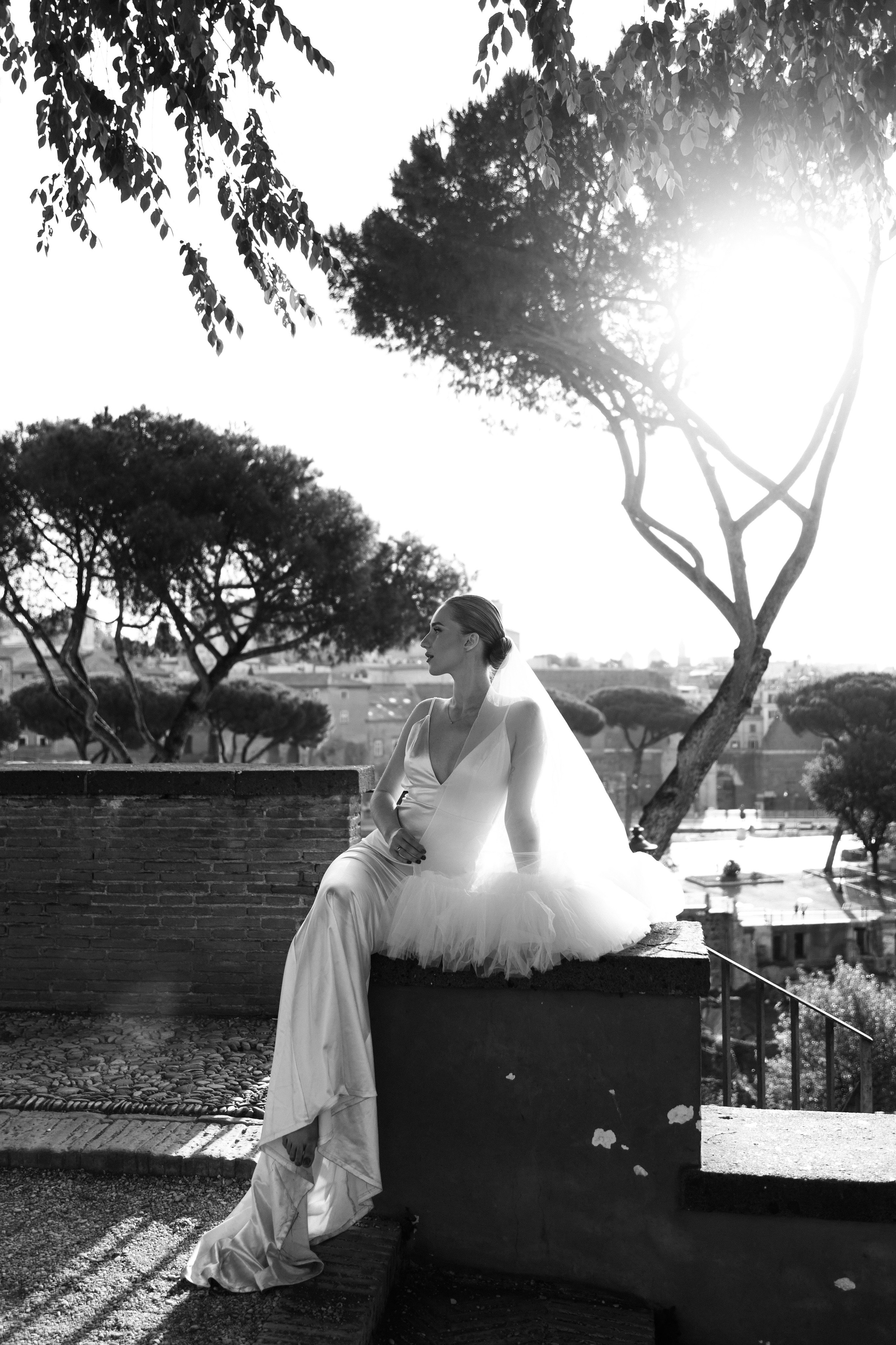 Elopement in Rome. Wedding Photographer Rome Tuscany Como Sicily Puglia Amalfy Italy- Oksana Savenchuk