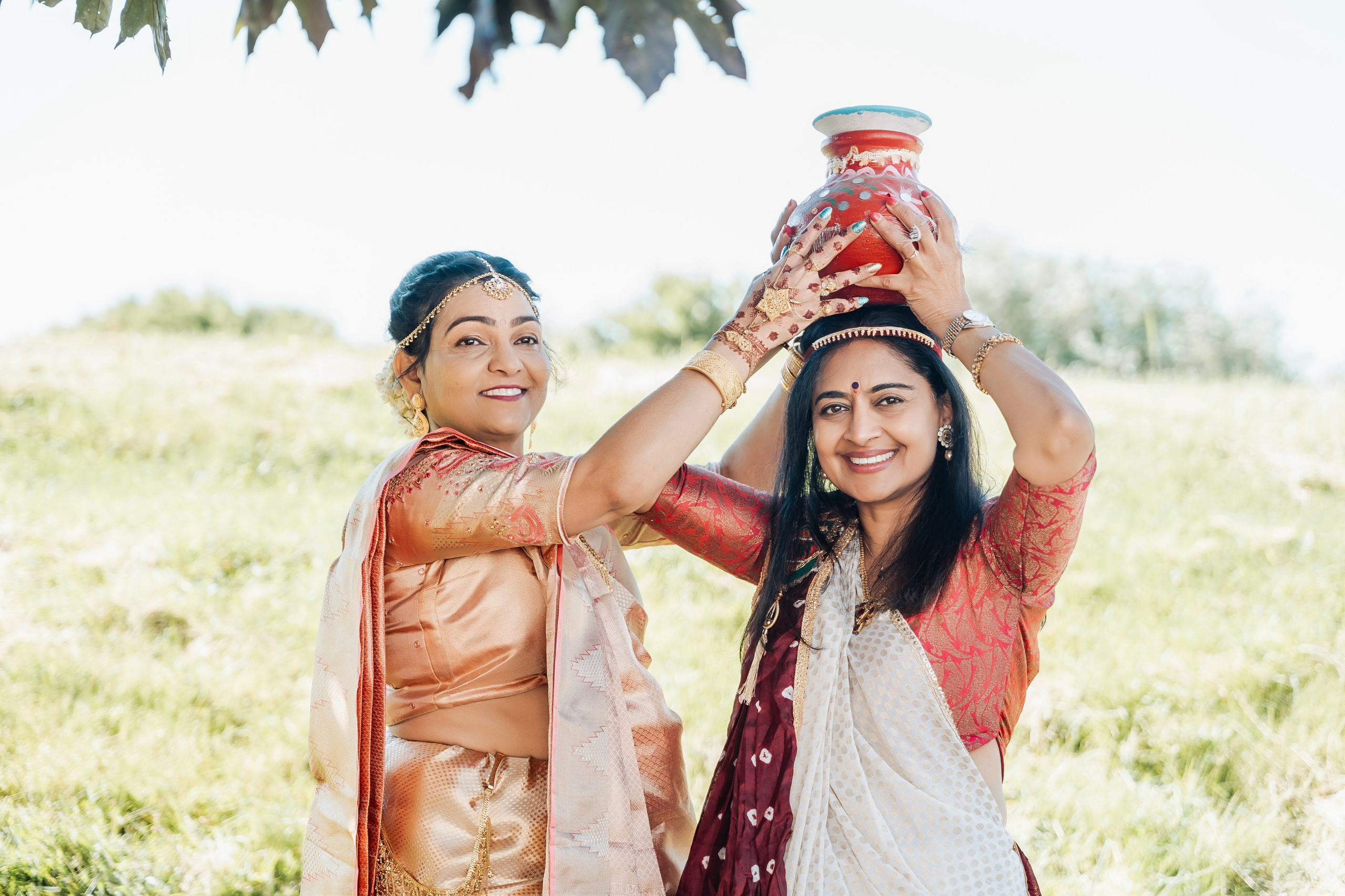 Darshil & Shailja. Wedding Photographer & Cinematographer studios