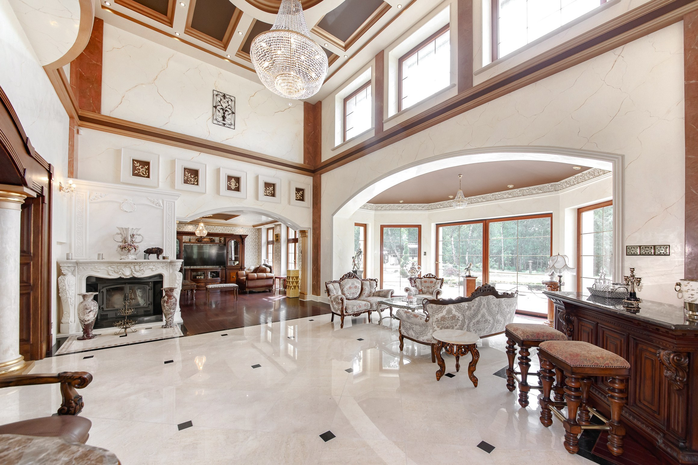 Fotografia nieruchomości, wnętrz, mieszkań, restauracji, biur i apartamentów. Wedding and portrait photographer in Poland Vitali Frozen