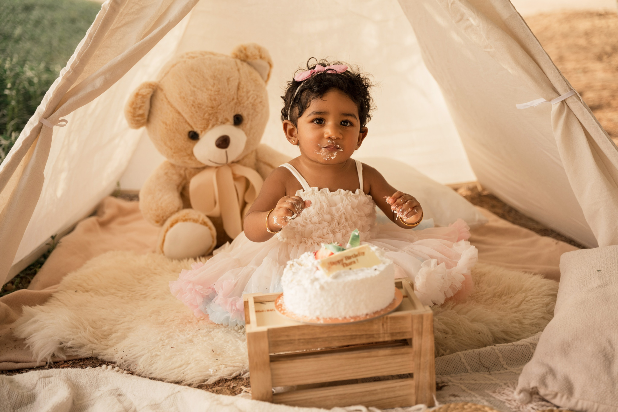 1 year on Earth. Angela Iakovleva — Family Photographer in Dubai