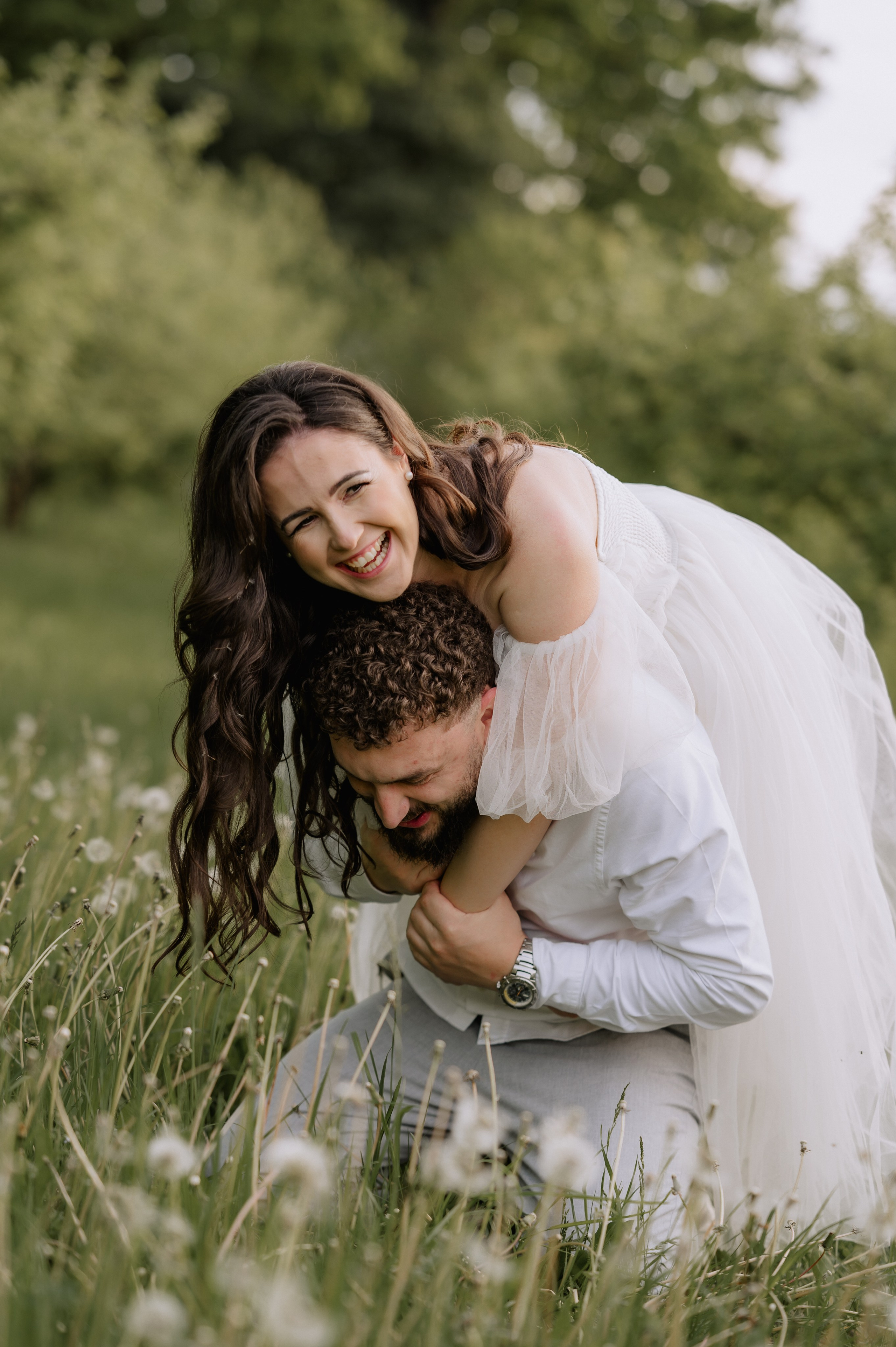 Magda + Andrei | Lovers in the garden. Proud Vision Weddings | Wedding Photography & Film — Servicii profesionale Foto Video Nunta Iasi