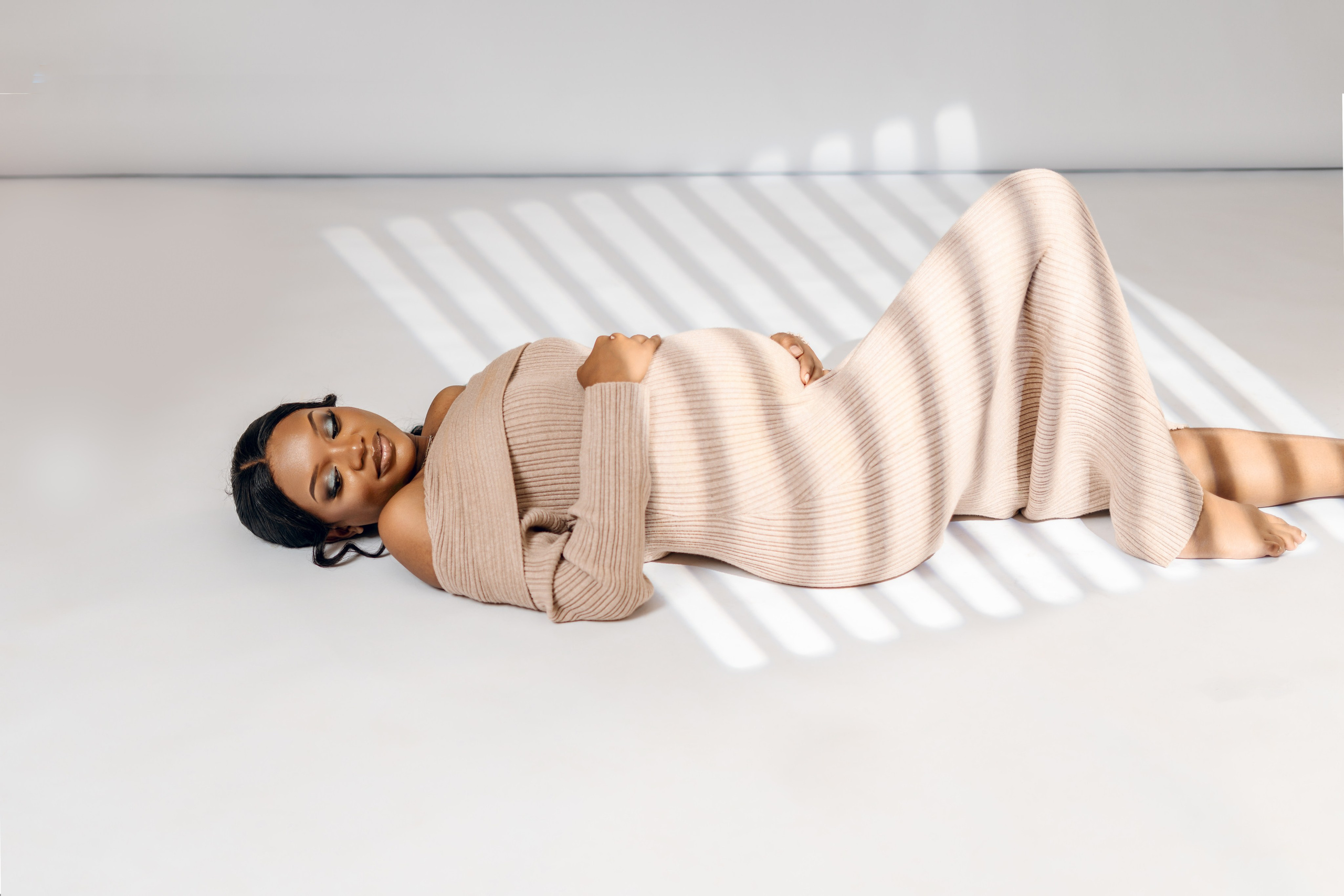 Maternity. Photographer: Avant Media ZM