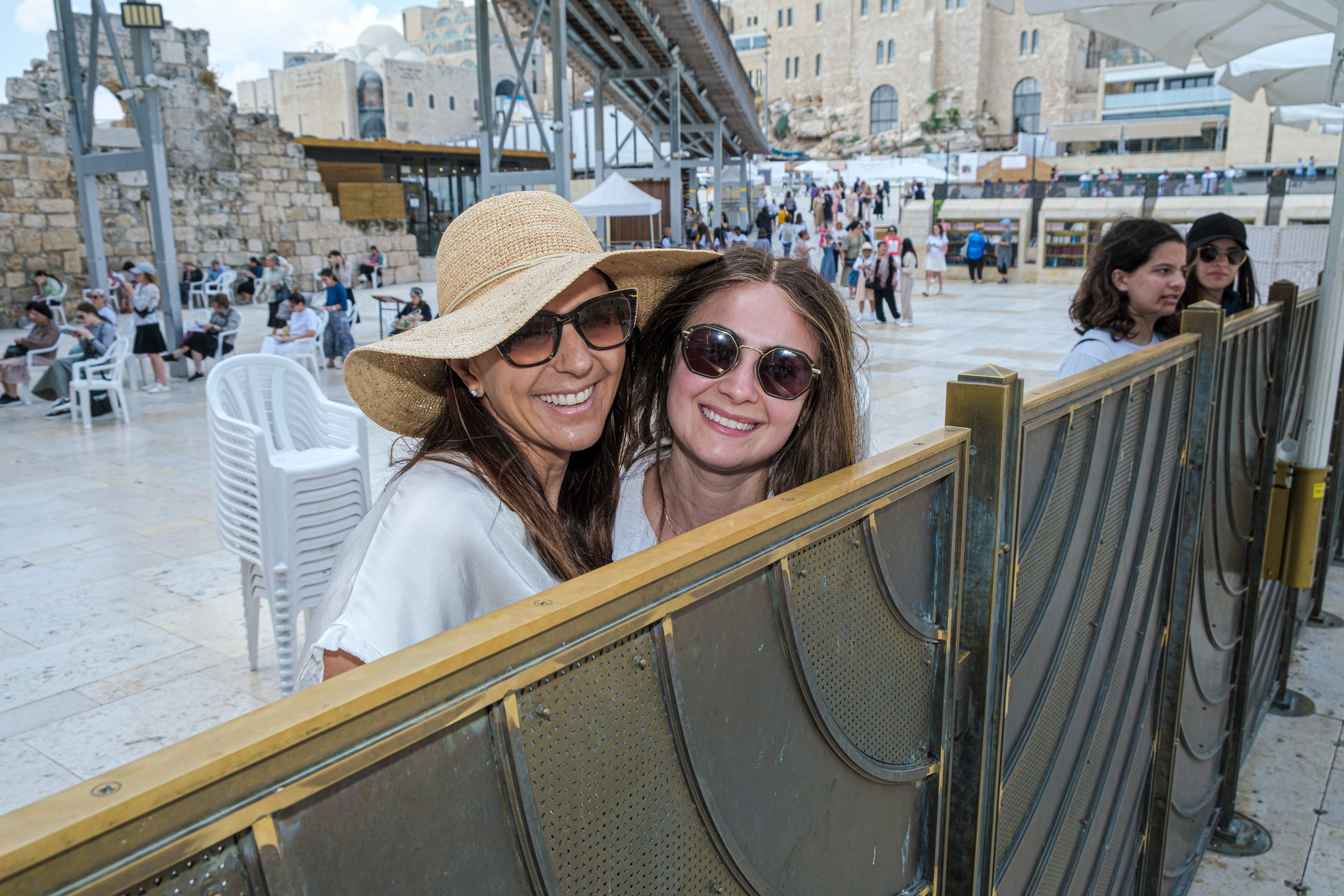 נטשה. Middle East Photo Agency — Photography & Event Magnets — סוכנות צילום והדפסת מגנטים לאירועים