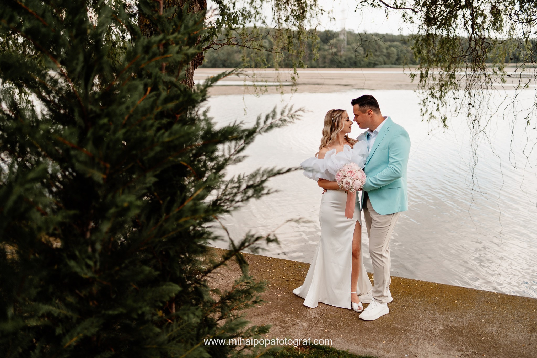 Fotograf Cununie Civilă la Cernica Events - Mihai Popa Fotograf. Fotograf Nuntă & Botez București - Mihai Popa | Dincolo de oameni, imortalizez emoții!