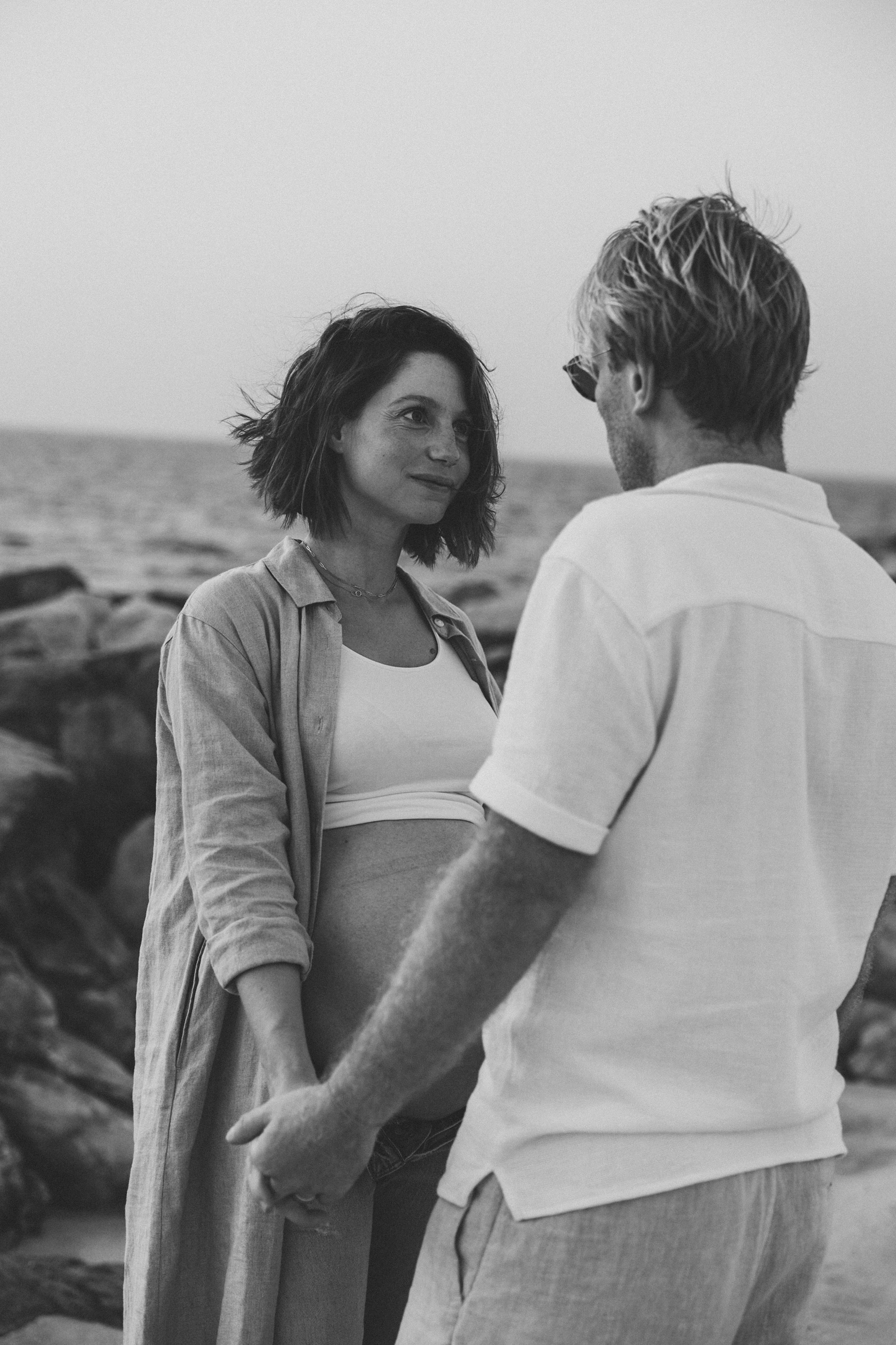 Maternity Session — Beach. Family Photographer in Dubai