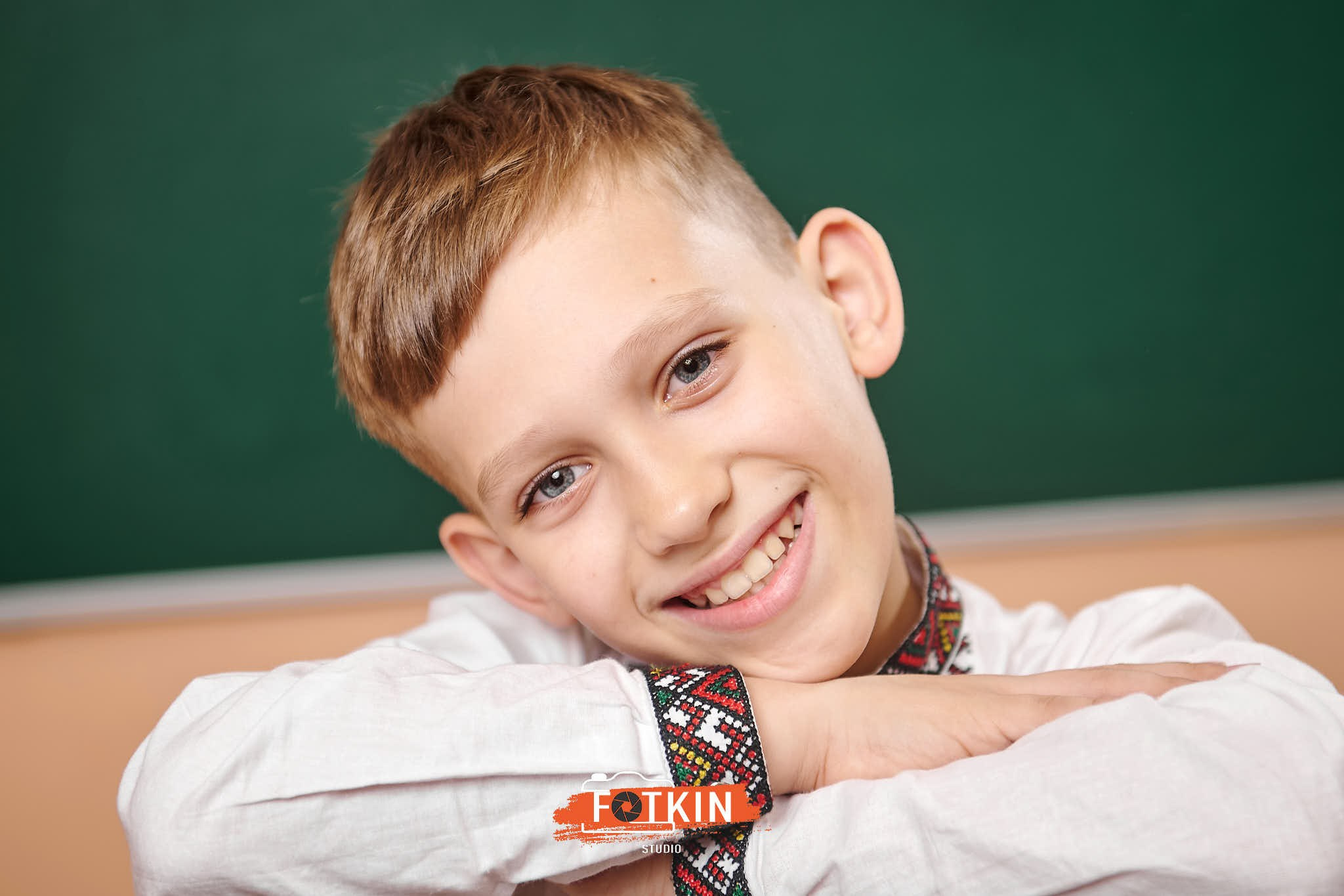 Випускні фотоальбоми для 4 класу Київ та область. Випускні альбоми фотокниги Київ та Дніпро