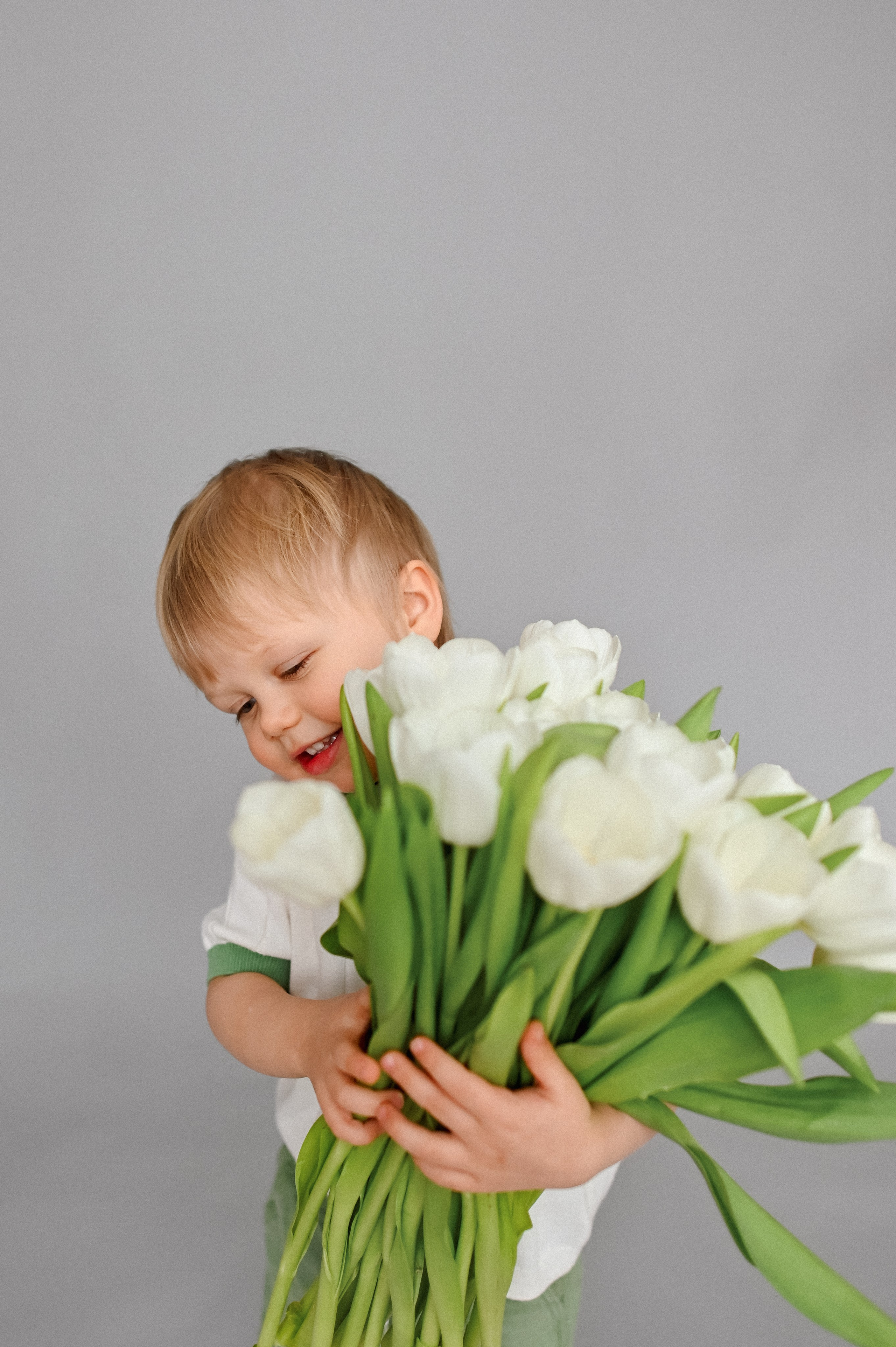 Весенние цветы. Детский и семейный фотограф в финляндии дина пулкка. контент фотограф