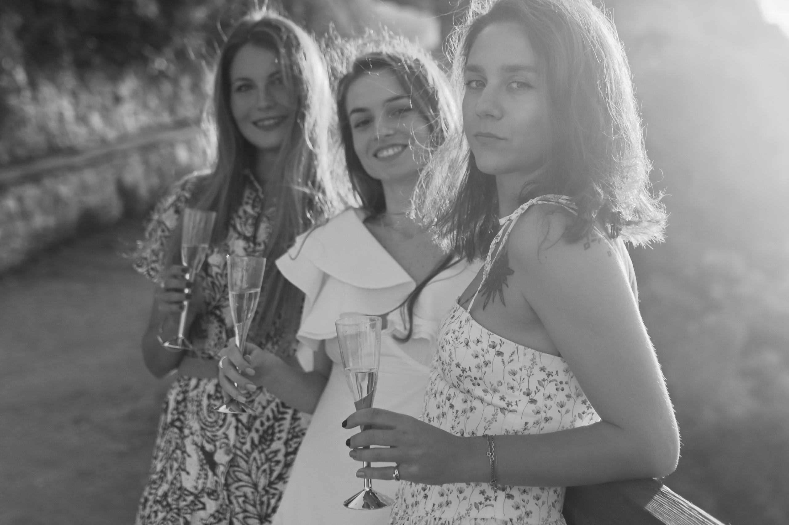 Friends Photoshoot in Rhodes. Photographer in Rhodes Island