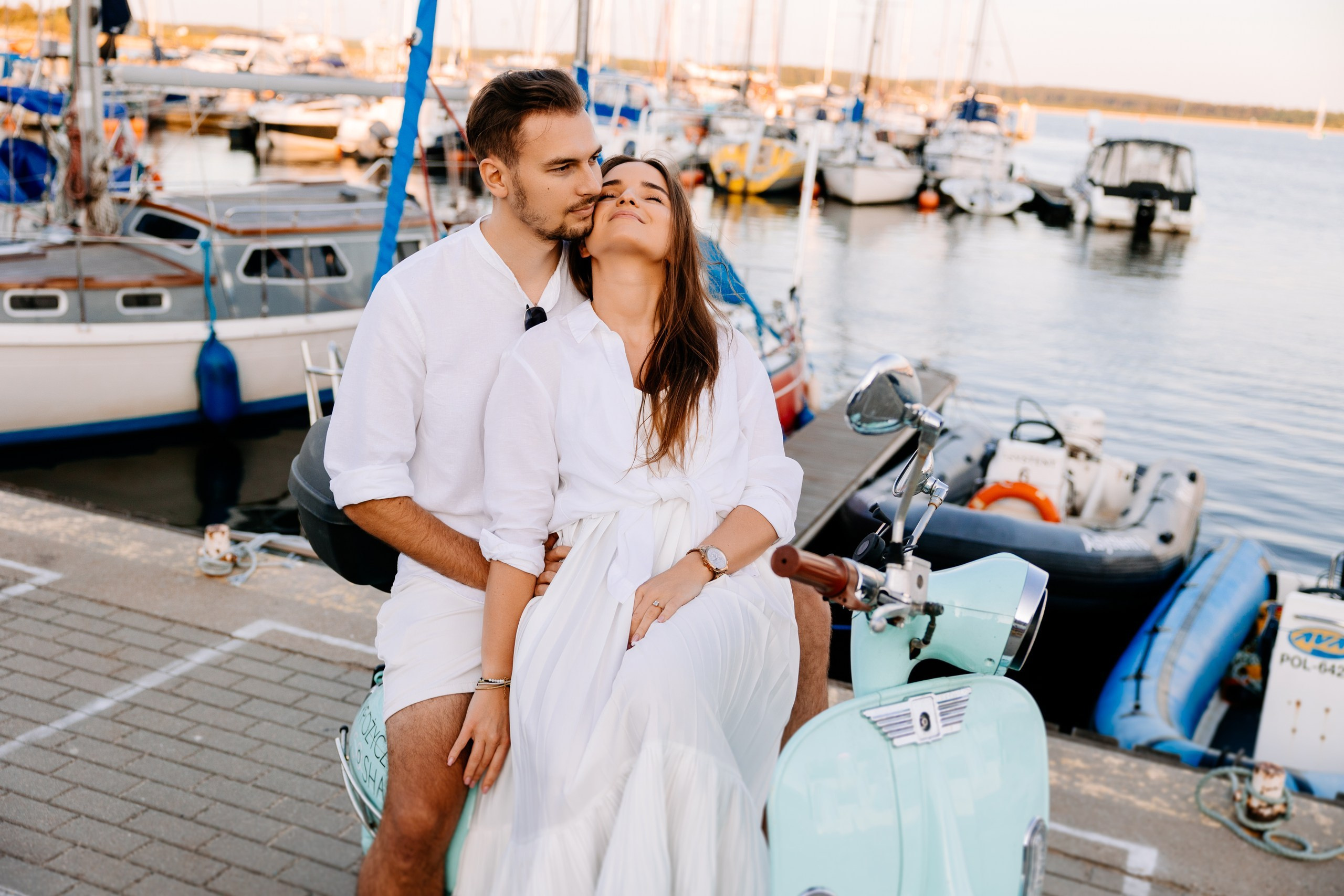 Beata ♡ Mikołaj. Fotograf Ślubny Warszawa - Sesje Biznesowe Rodzinne Eventy