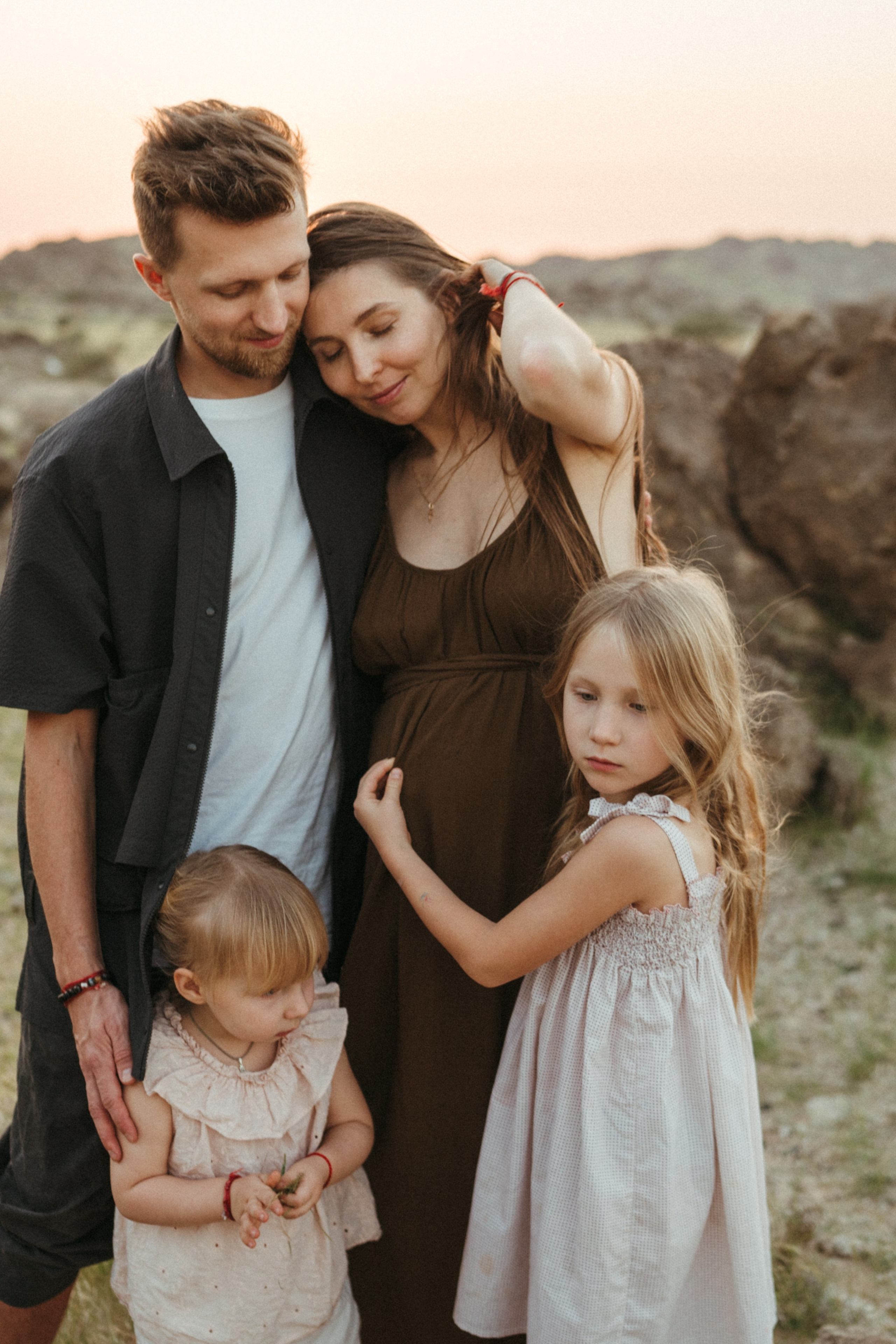 Khoroshilovs Family. Family photographer in Saudi Arabia