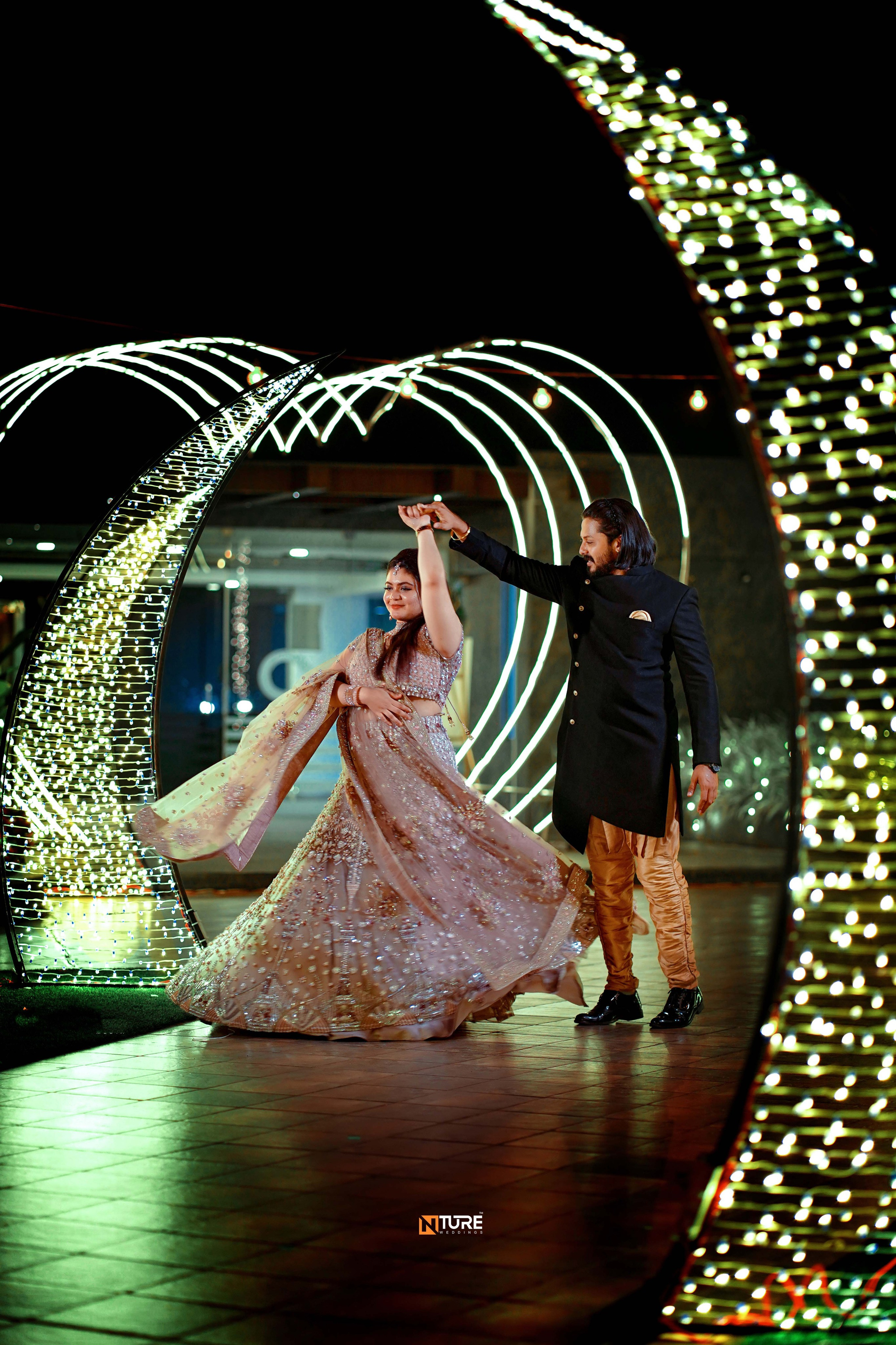 PHOTOS. NTURE WEDDING