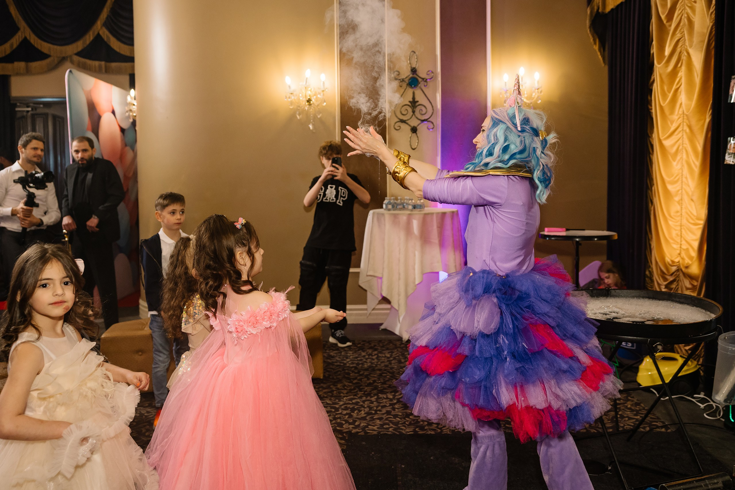 04.13.2025 First birthday. Wedding family event photographer in Chicago Nick Yushevich