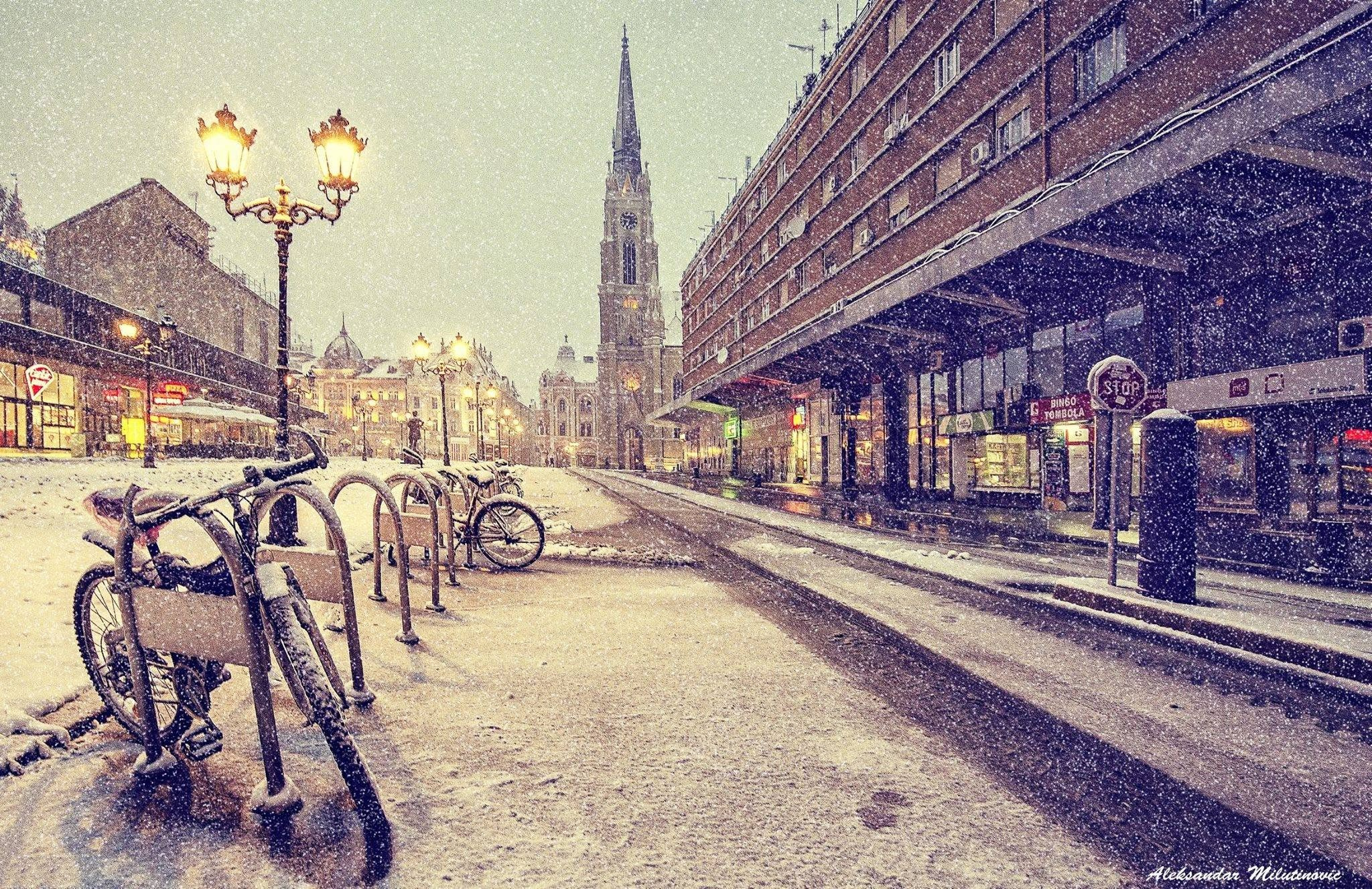 Novi Sad, tri prazna mesta pa svi ostali gradovi.❤️. Aleksandar Milutinović fotograf iz Srbije, Novog Sada