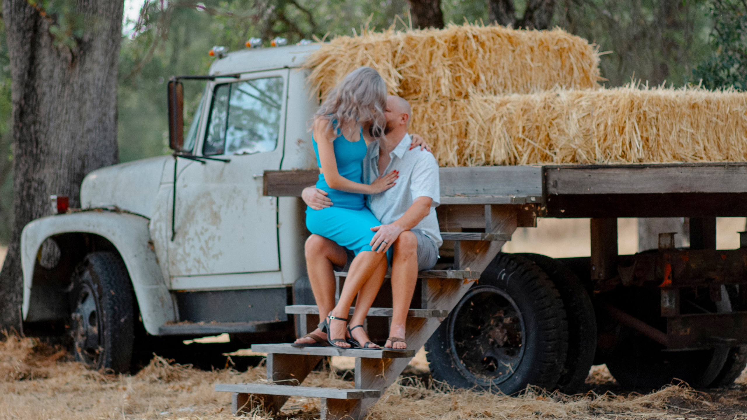 V + H. Photographer Inna Kalmykova