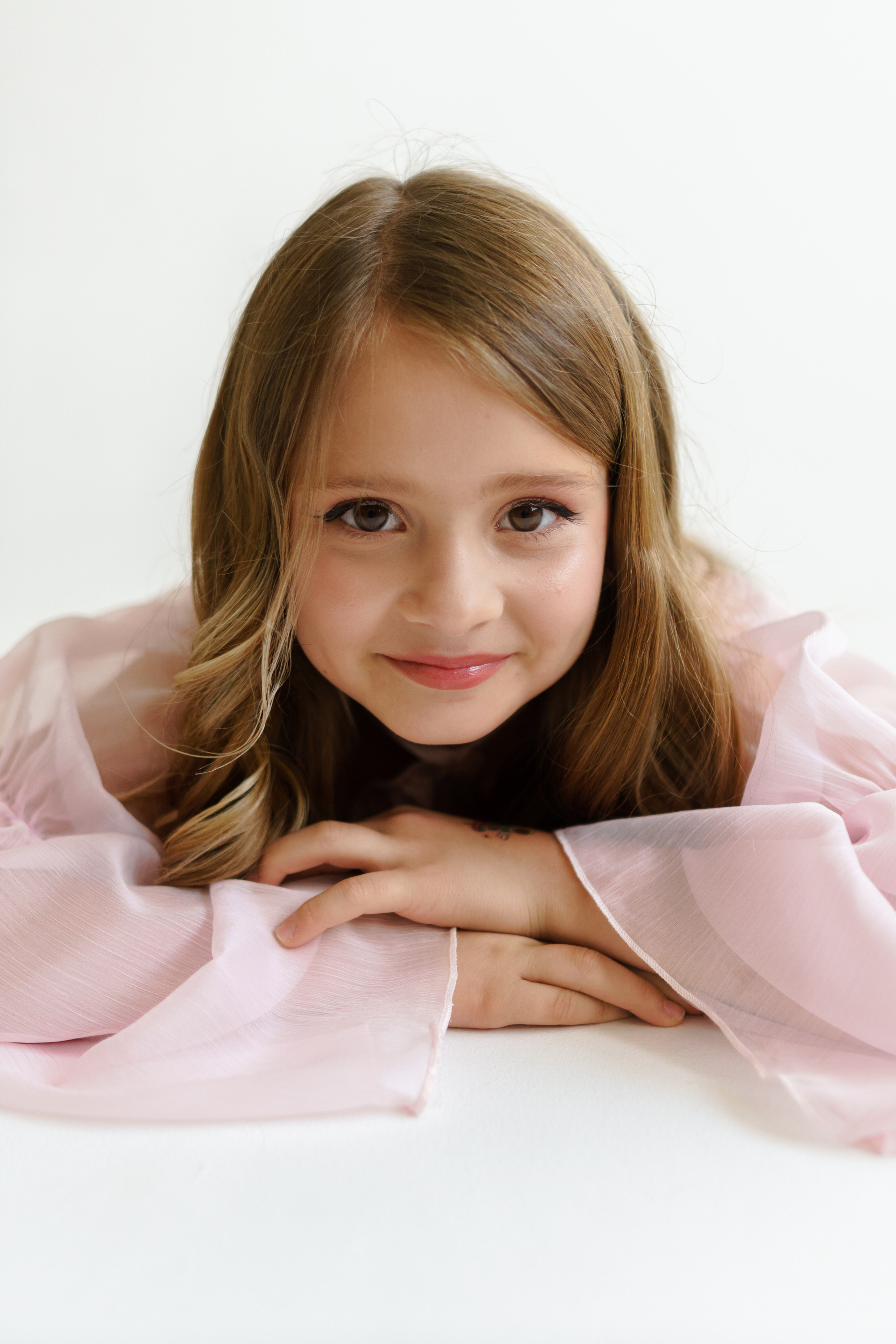 День рождения в студии. Фотограф в Португалии Полина Готовая