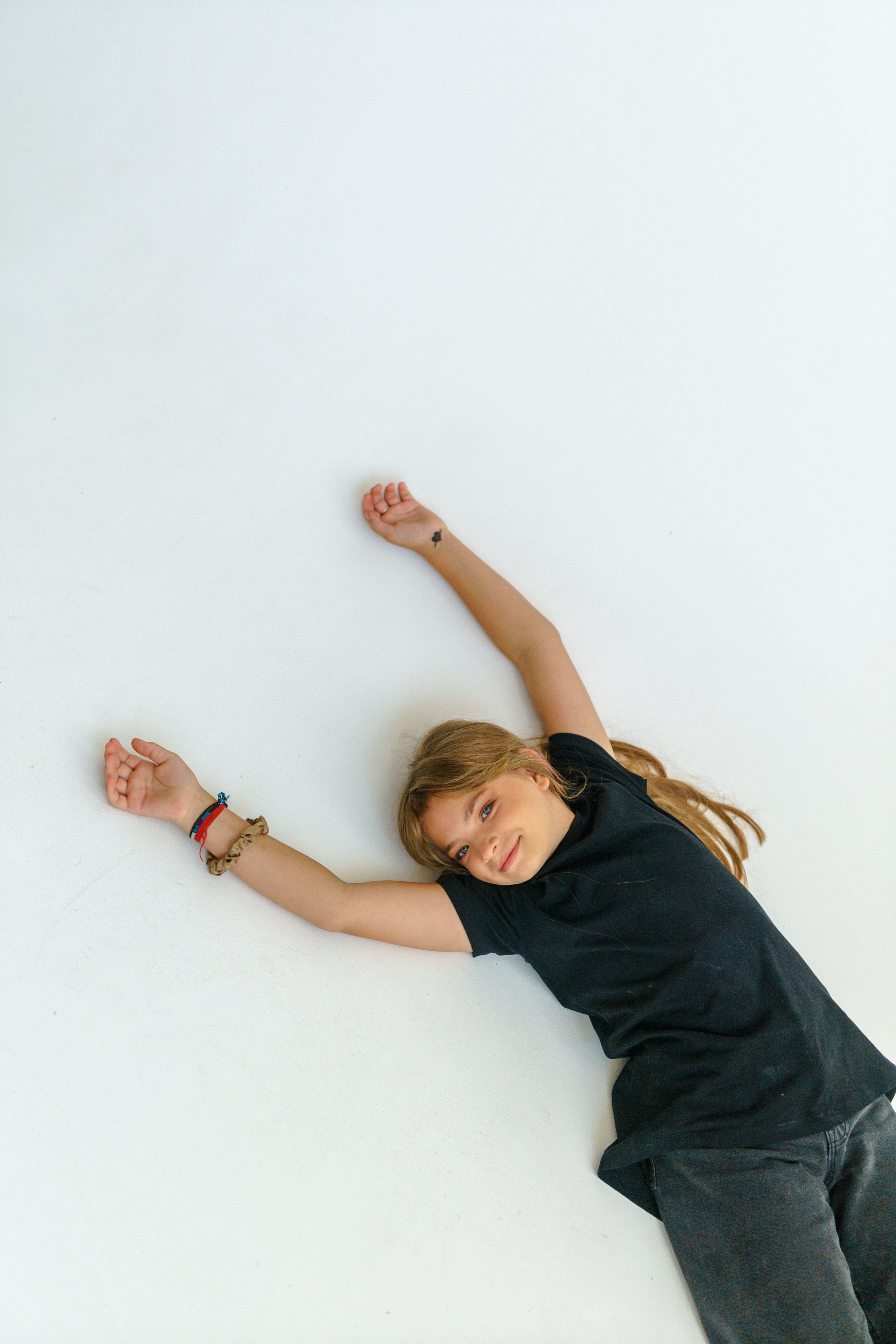 День рождения в студии. Фотограф в Португалии Полина Готовая